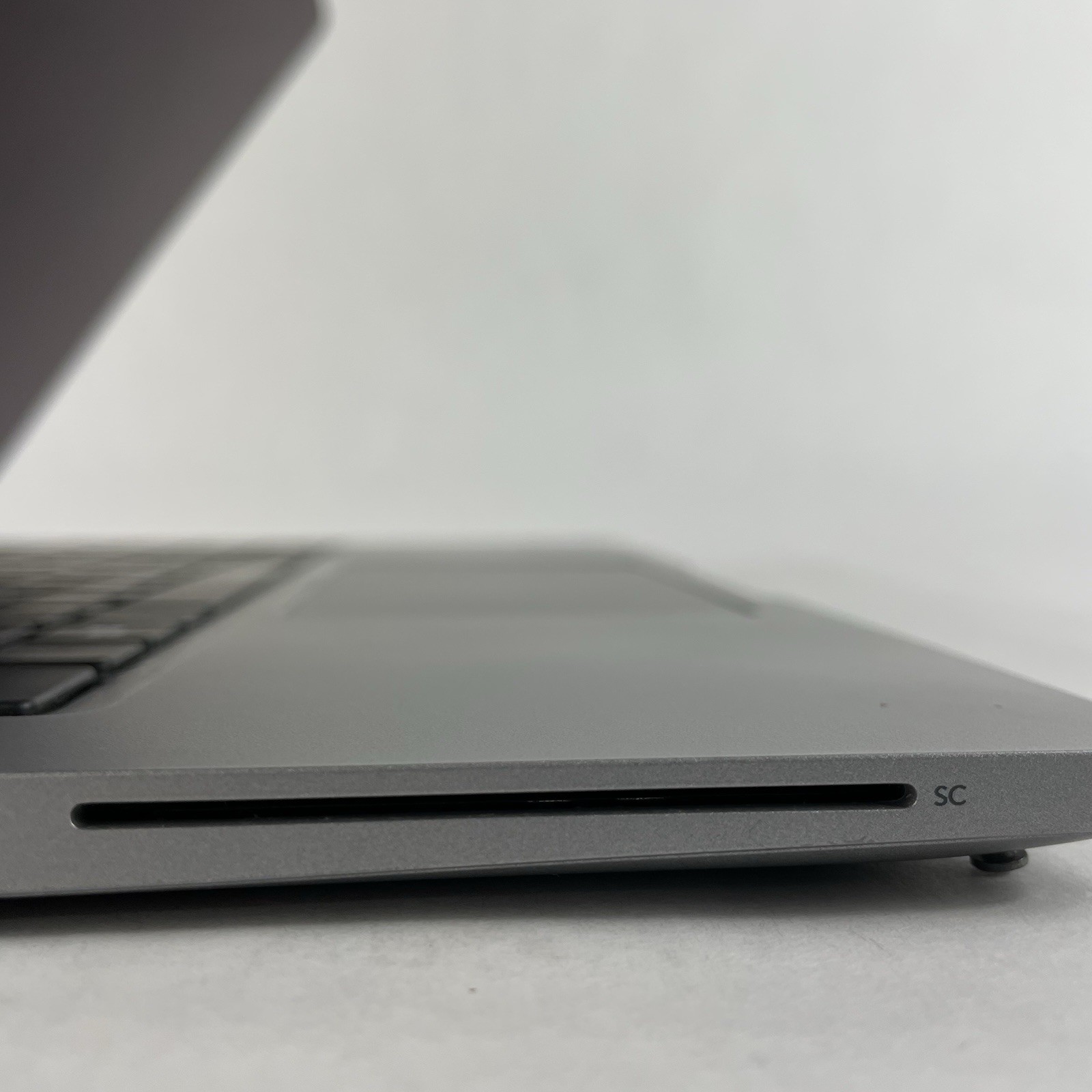 Dell Latitude 5330 13.3″ i5-1235U 3.76 GHz 16 GB RAM No SSD/OS/AC