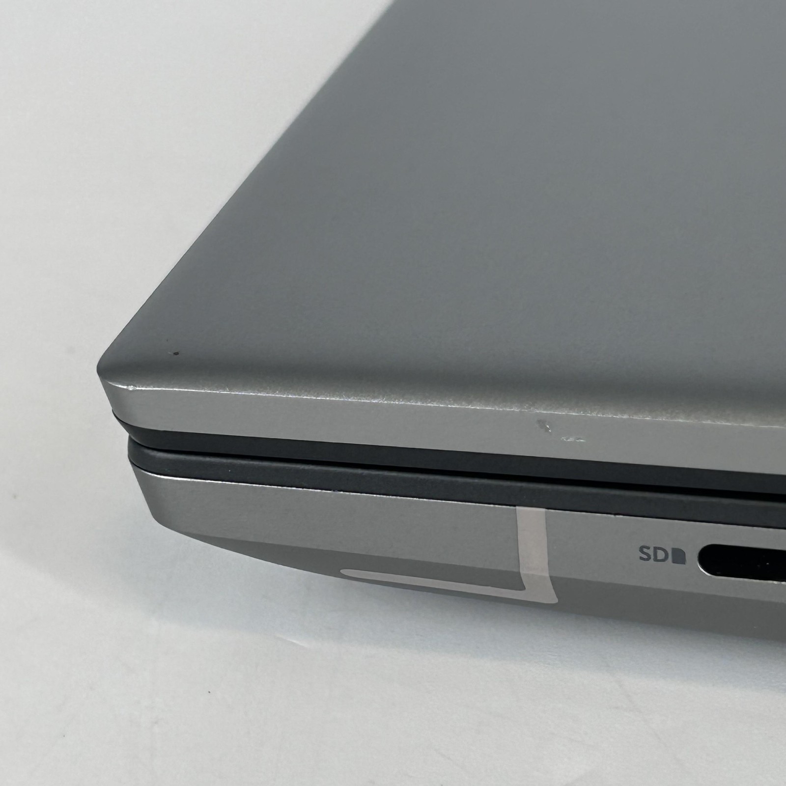 Dell Precision 7780 17.3 FHD 2.2 GHz i9-13950HX 64GB 1TB/1TB NVIDIA RTX 5000 Ada