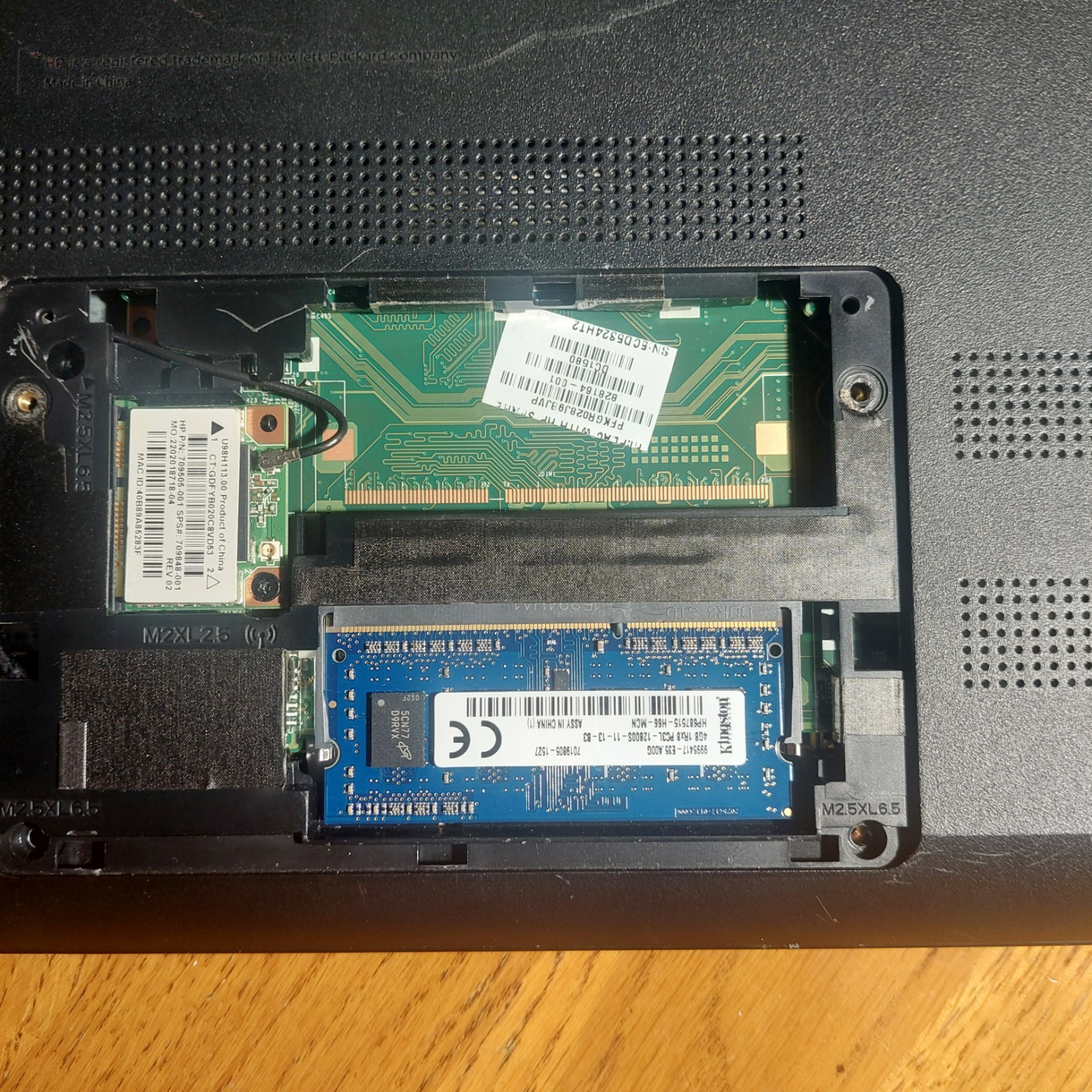 HP 15-f211wm 15.6″ Intel Celeron N2840 – No Batt/HDD/Cord/Wear For Parts