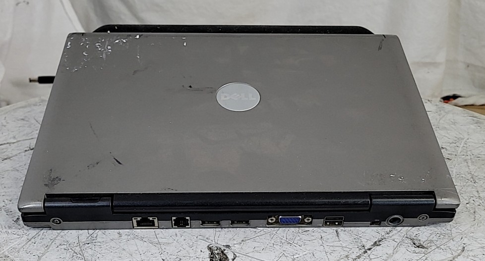 Dell Latitude D430 PP09S Laptop Core2 U7600 2GB 31GB SEE NOTES