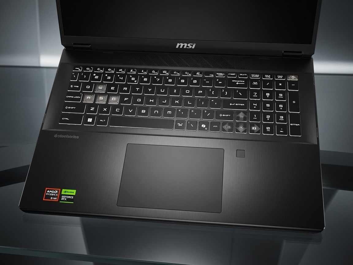 MSI Stealth A18 AI+ RTX 5090 | 96GB DDR5 | 4TB SSD | 18″, Kali, Windows, Ubuntu