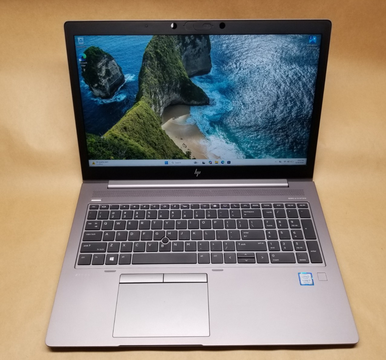 HP Zbook 15u G5 15.6″ Laptop i7-8550U,16GB RAM 256GB SSD PRO WX 3100 WIN 11 PRO