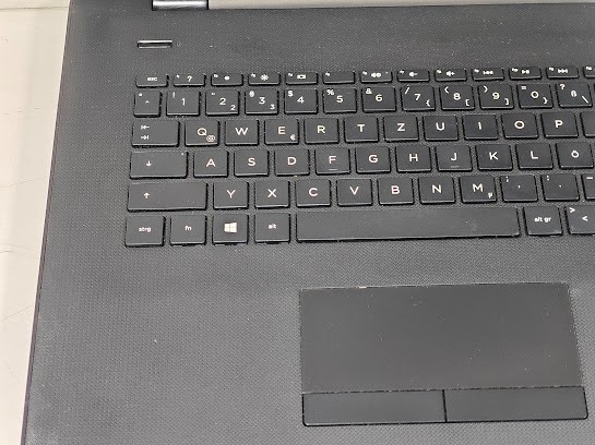 HP Laptop 17-ak060ng – AMD E2-9000e, AMD Radeon R2, 4GB