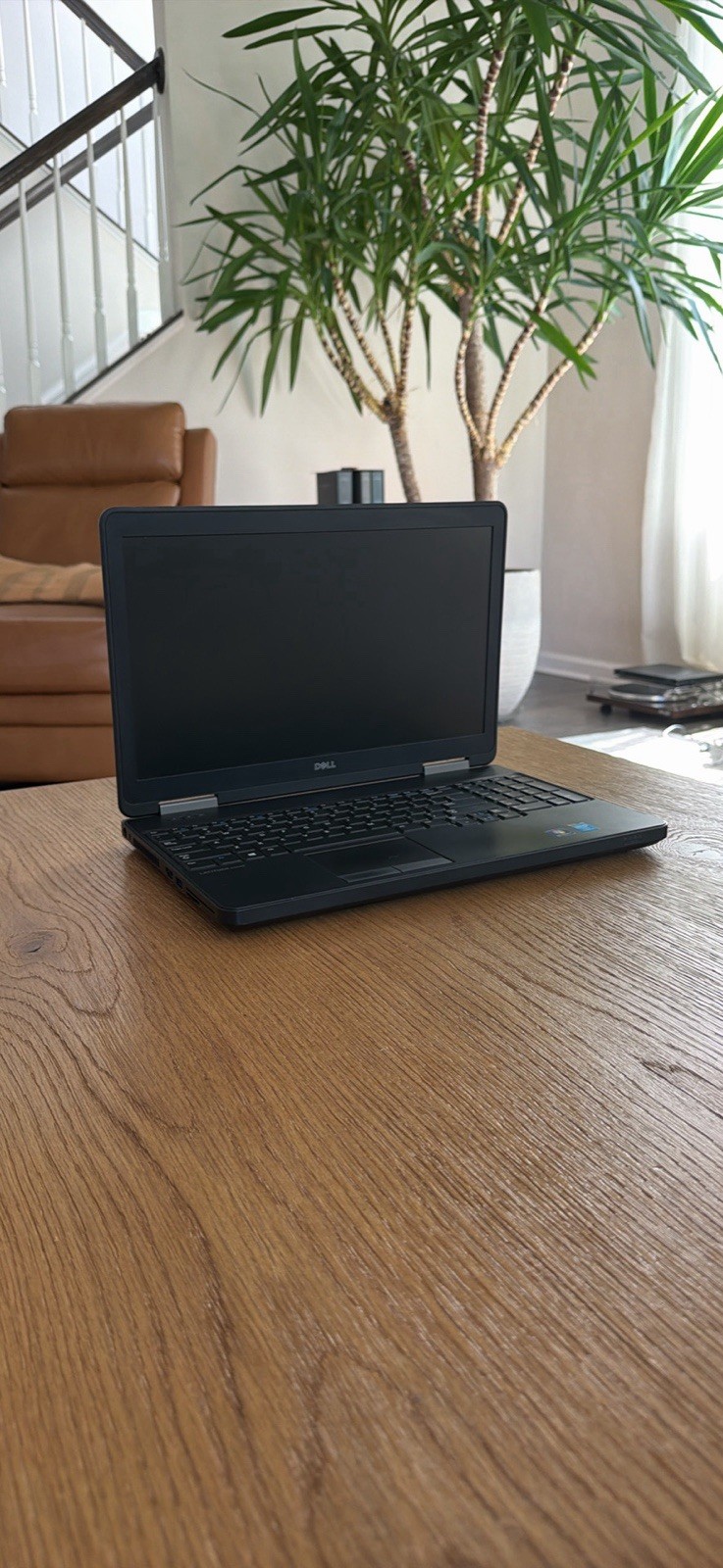 Dell Latitude E5540 15.6” Intel Core i5-4300U 16GB RAM No Power / No Hard Drive