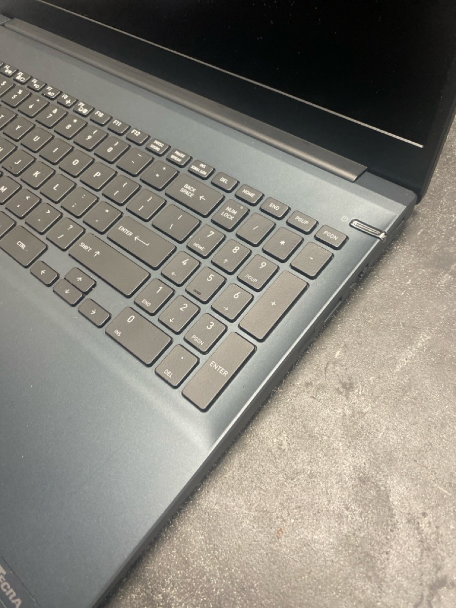 Dynabook Tecra A50-K 15.6″ Notebook Intel I7 13 Gen (EZ5000410)