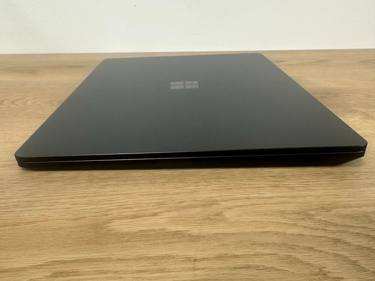 Microsoft Surface Laptop 5 Core i7 1265U, 32GB LPDDR5 Intel Iris Xe, 512GB SSD