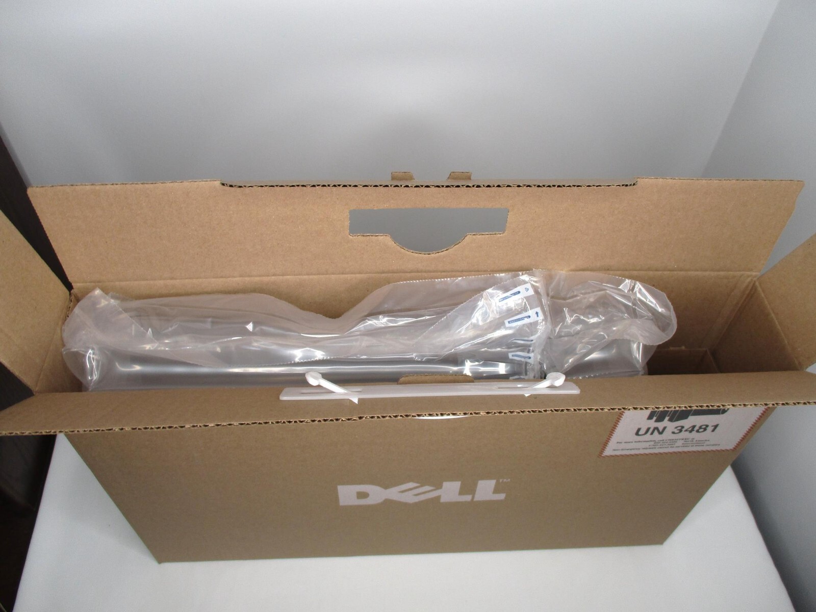 Dell Latitude 7030 Rugged Extreme Tablet 10.1″ i5-1240U 16GB 256GB Wi-Fi BT GPS