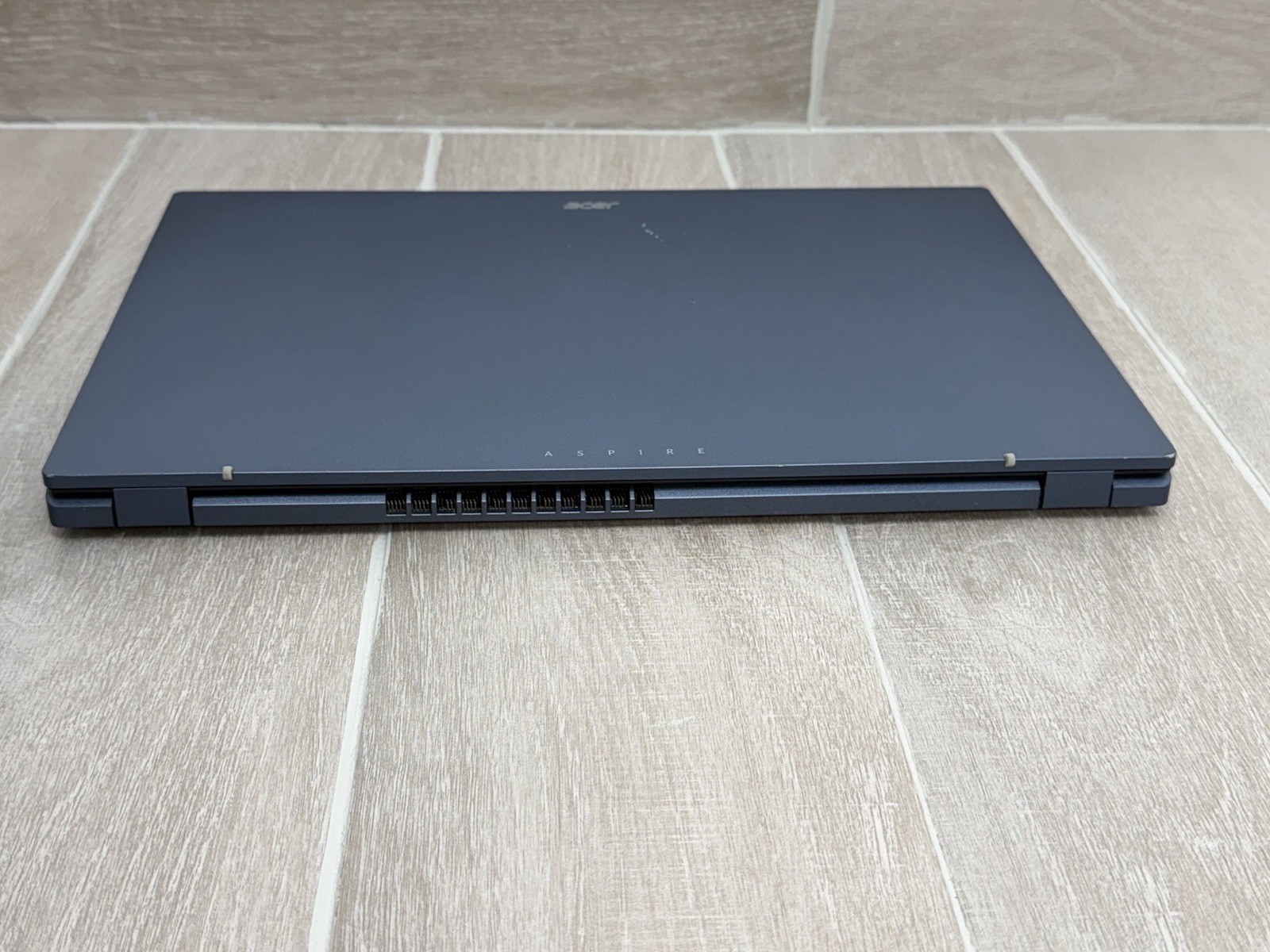 ACER Aspire 3 15 15.6″ Touch Laptop Ryzen 5 7520U 16GB RAM 1TB NVMe Win-11