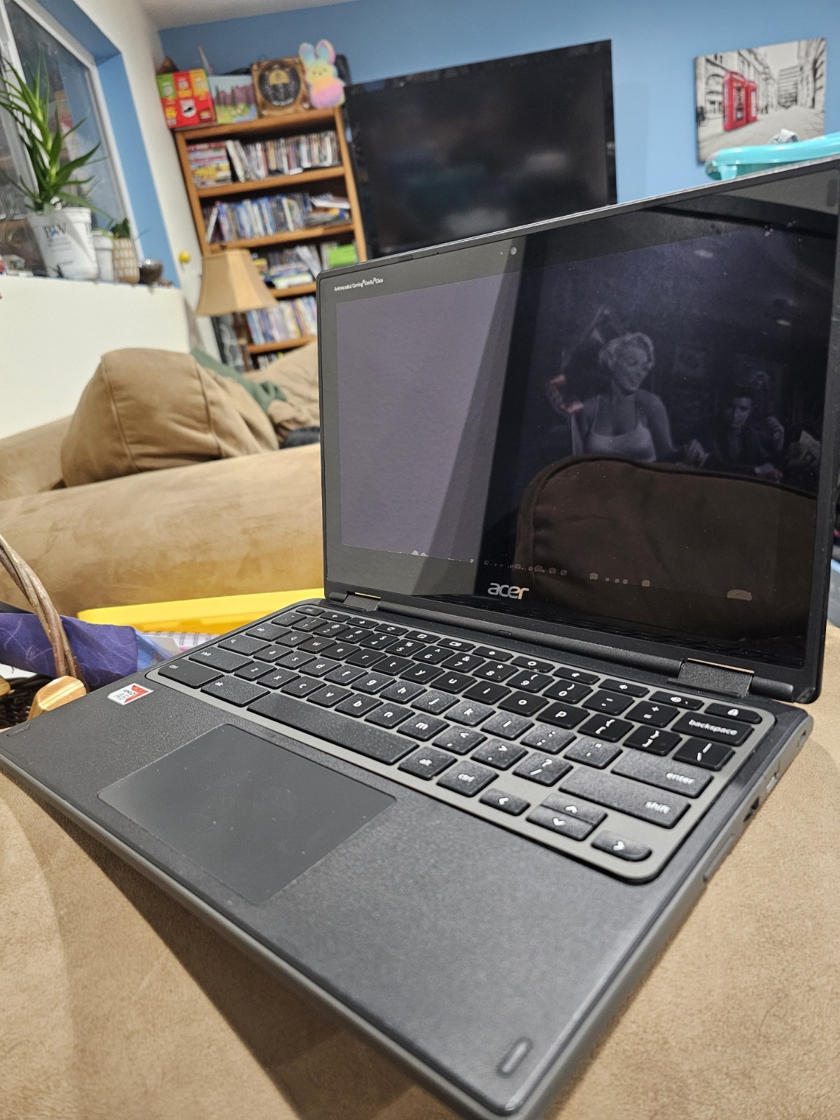 Acer Chromebook R721T Laptop 11.6″ 2-in-1, AMD A6 CPU, 4GB RAM, 32GB Storage