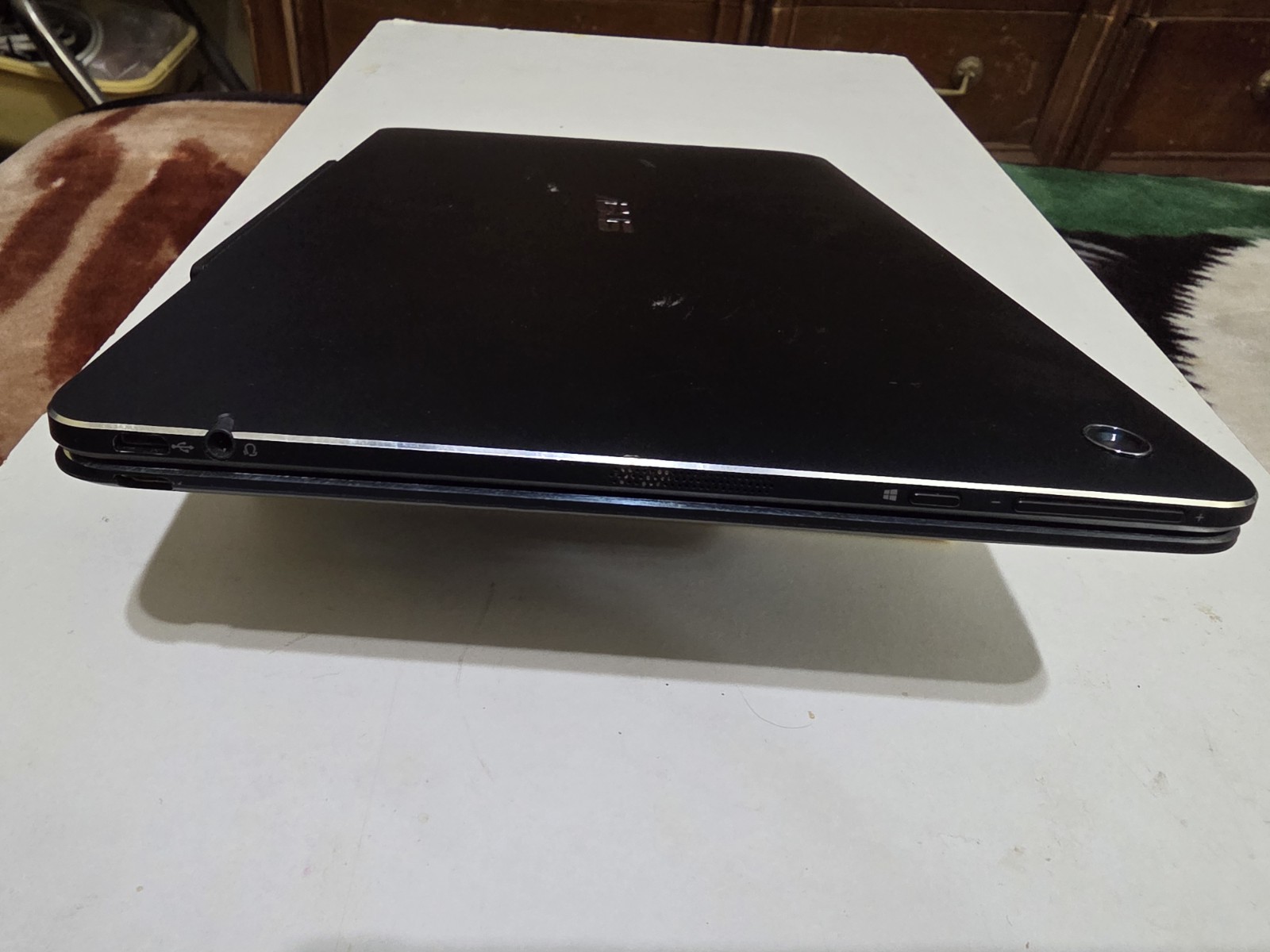 T100CHI-D4-BK ASUS LAPTOP TABLET 128GB 10.1 LED TOUCH (AS-IS)