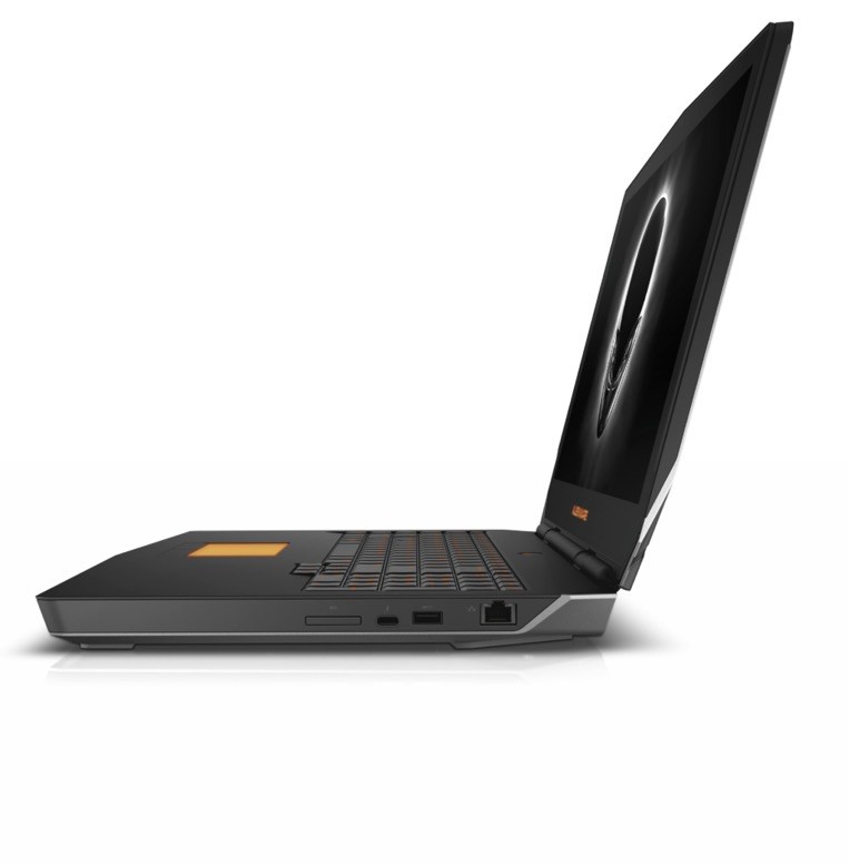 Alienware 17 i7-6700HQ 32GB RAM GTX 970M 1TB HDD