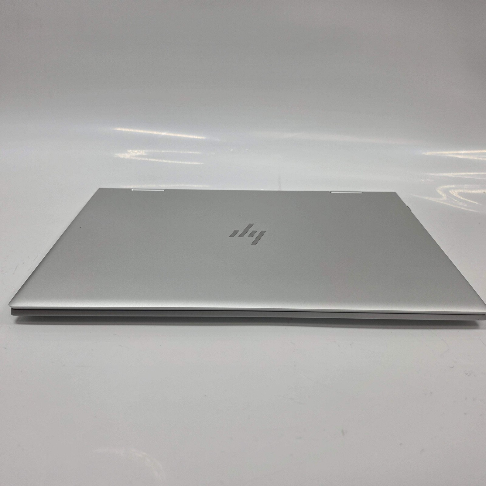 HP Envy x360 10210U 15.6″ I5-10210U 2.1GHz 8GB RAM 256GB SSD BAD BATTERY