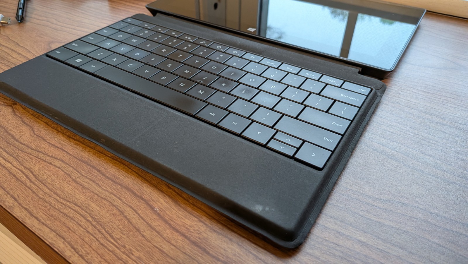 Microsoft Surface Pro 1 64GB Bundle + Rare Power Cover + Pen + Charger