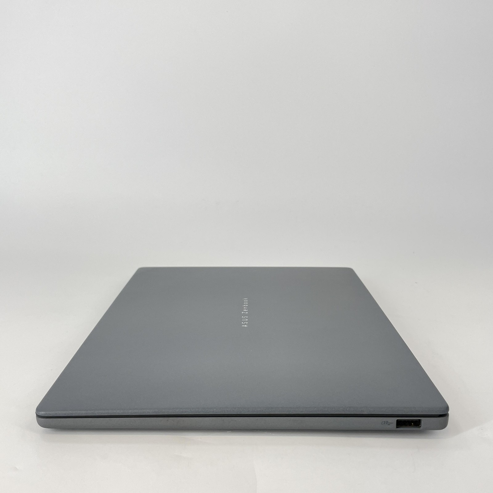 Asus Zenbook A 14 FHD+ 2.9GHz Snapdragon X 32GB 1TB SSD Very Good