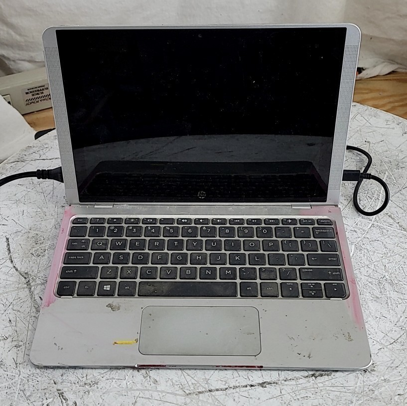 HP X2 210 G2 X9V20UT-ABA ATOM X5-Z8350 4GB 62GB For Parts/Needs Repairs