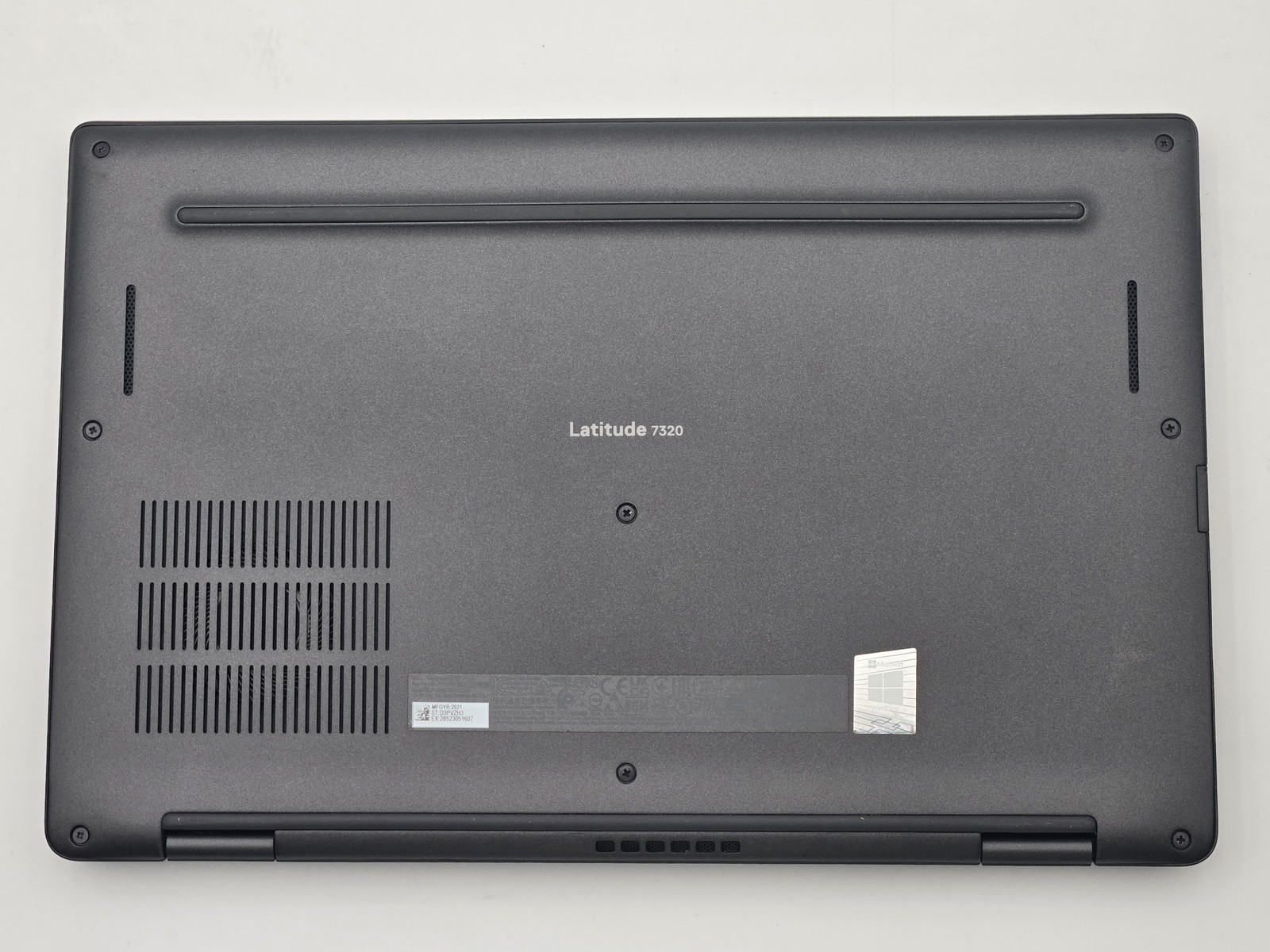 Dell Latitude 7320 13″ FHD Touch I7-1185G7 512GB SSD 32GB W11P Webcam Backlit