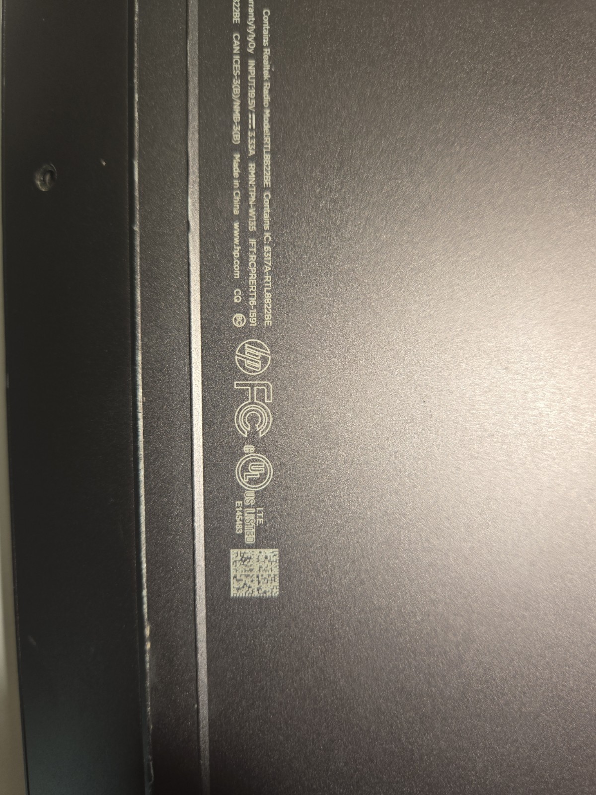 HP Tscr 15,6/ 2in1/ Ryzen 5-2500u/ Radeon GFX/ 8Gb/ Ssd 255Gb/ Battery/ NO AC