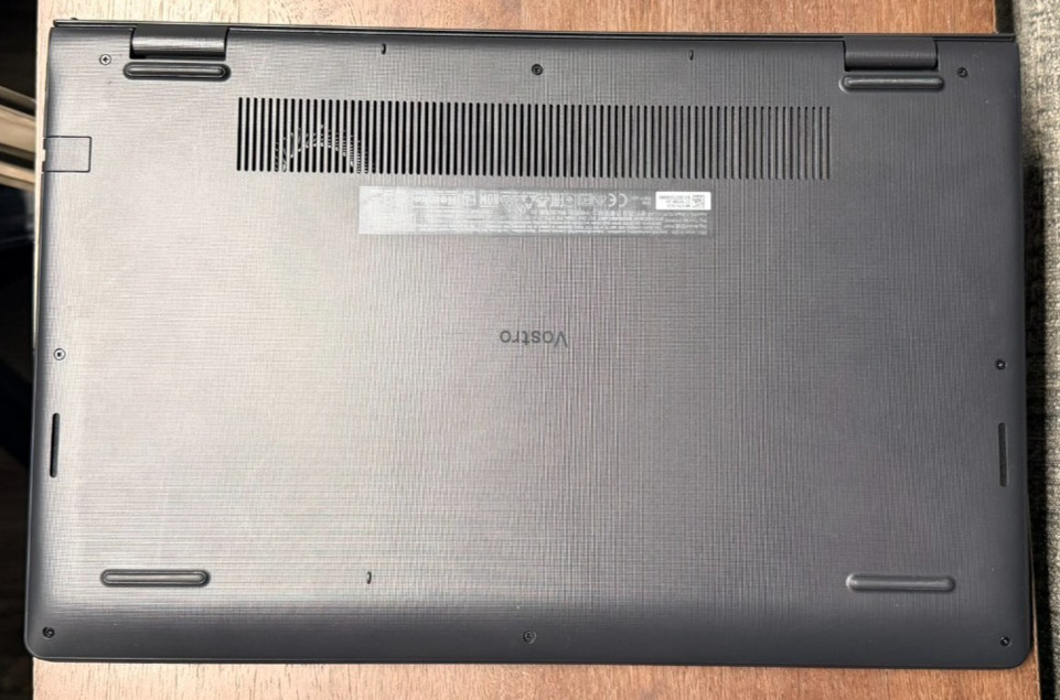 Dell Vostro 15 3520 Laptop i5-1334U 32GB RAM 1TB NVMe Windows 11 Pro w/Charger