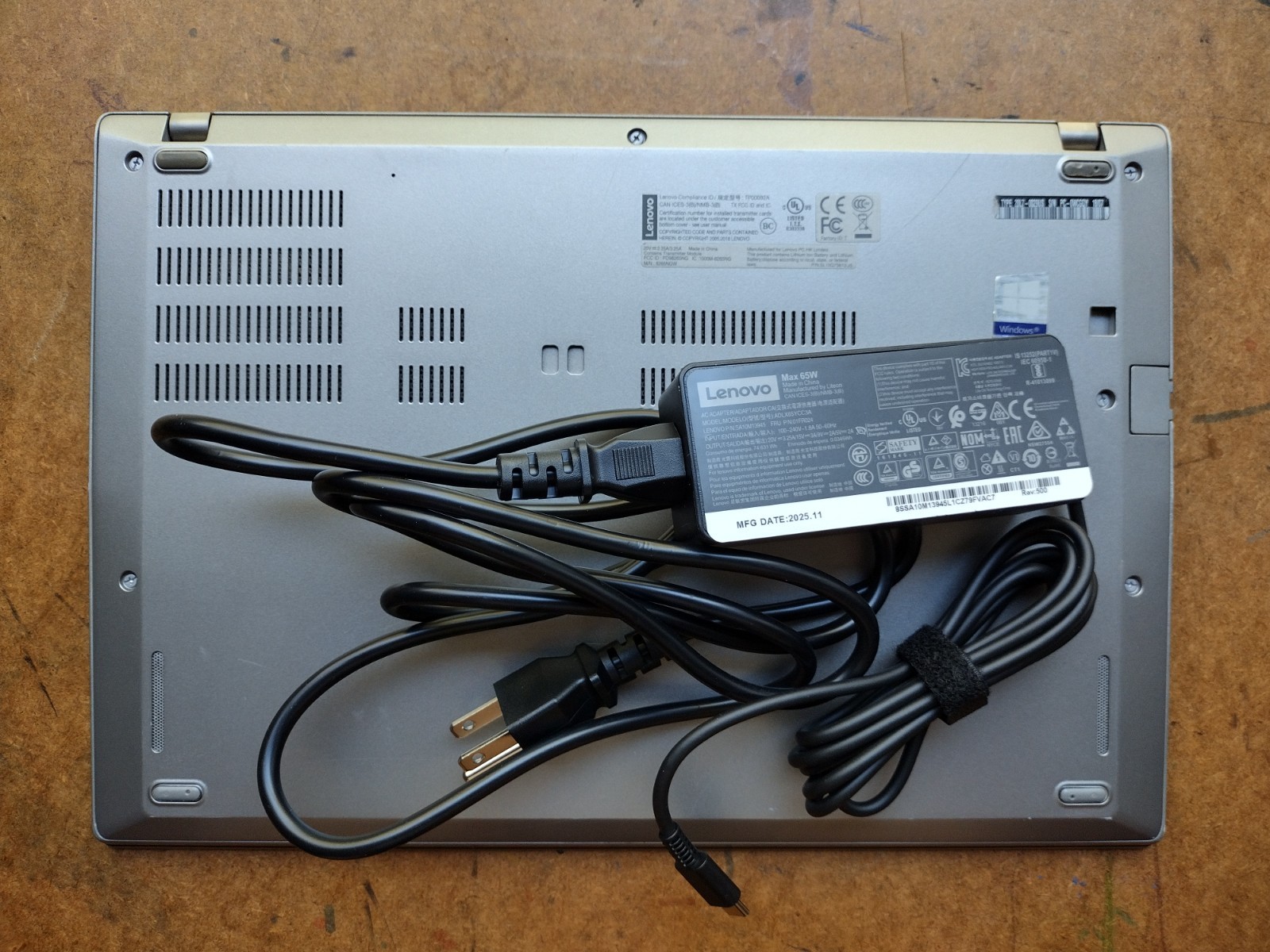 ThinkPad T480s Libreboot i7-8650U w/ 8GB RAM 256GB NVMe SSD AX210 Wifi AC FHD