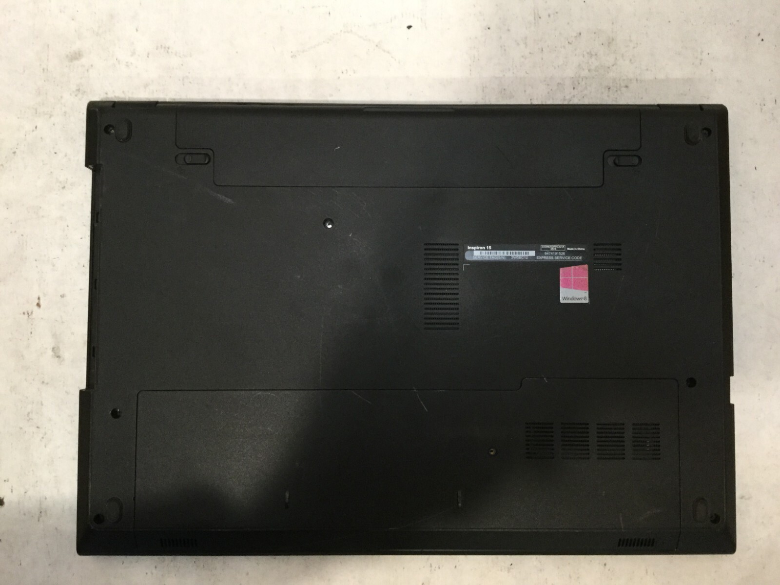 Dell Inspiron 3542 / Intel Celeron 2957U @ 1.40GHz /(CRACKED/MISSING PARTS!) -MR