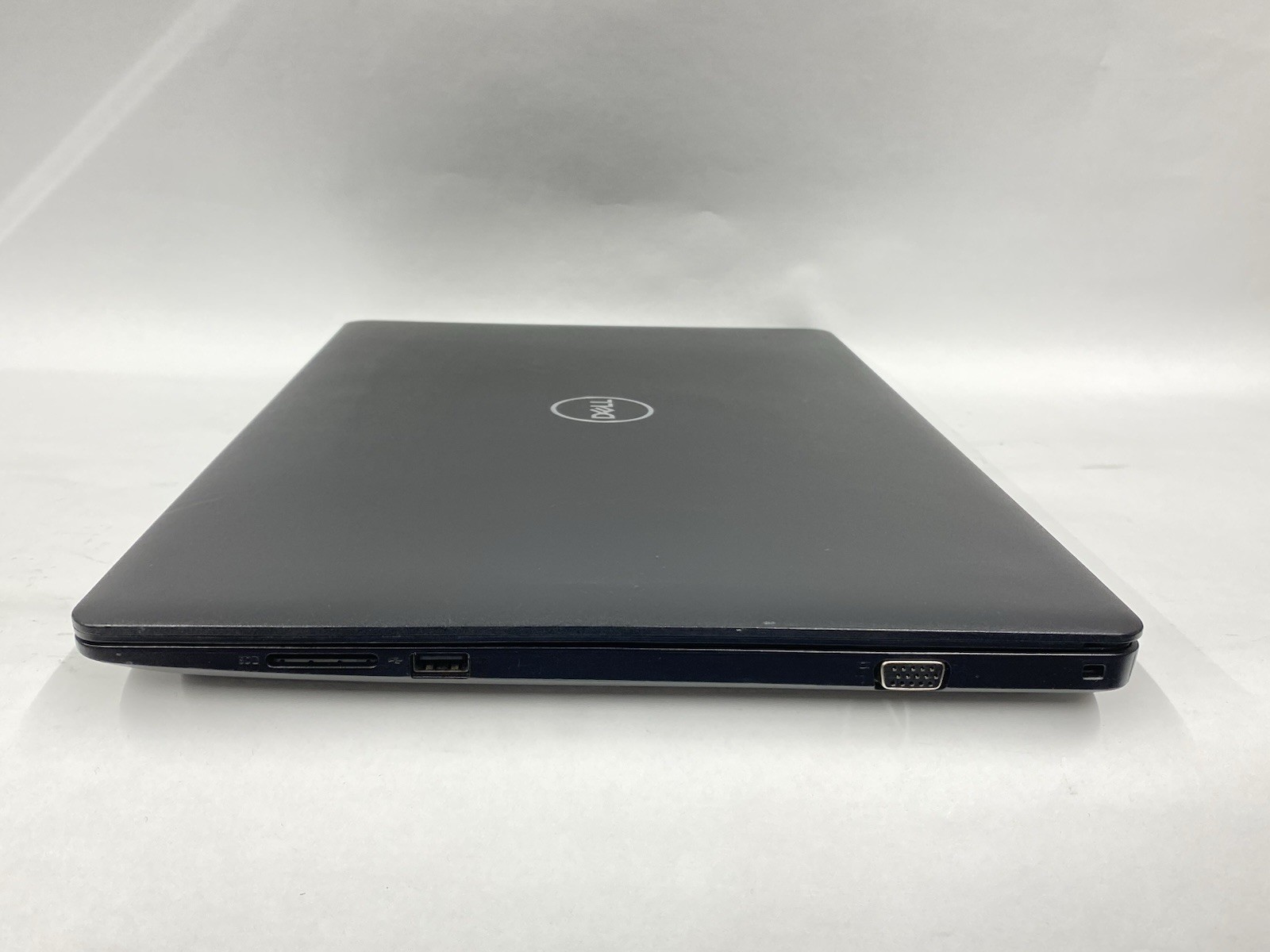 Dell Latitude 3590 – 15.5″ FHD – Core i5-8250U – 8GB – 256GB SSD – Win 10 Pro