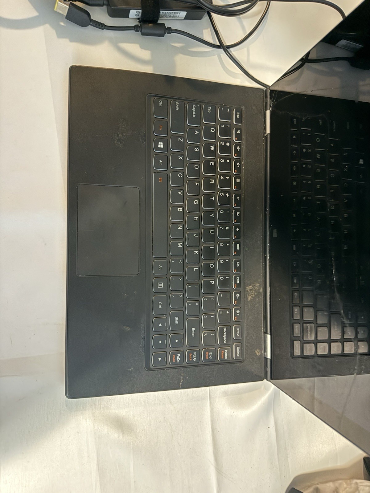 Lenovo Laptop i7 4500U 8GB WORKING Cracked Screen With Charger