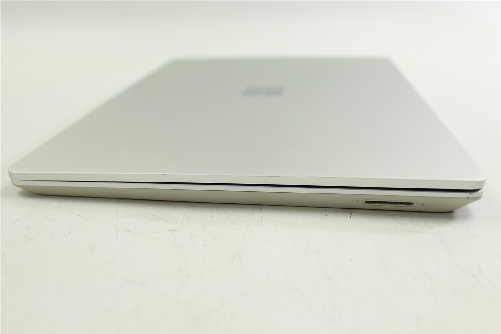 Microsoft Surface Laptop Go 2 2013 12.4″ i5-1135G7 256GB SSD 16GB RAM W11H