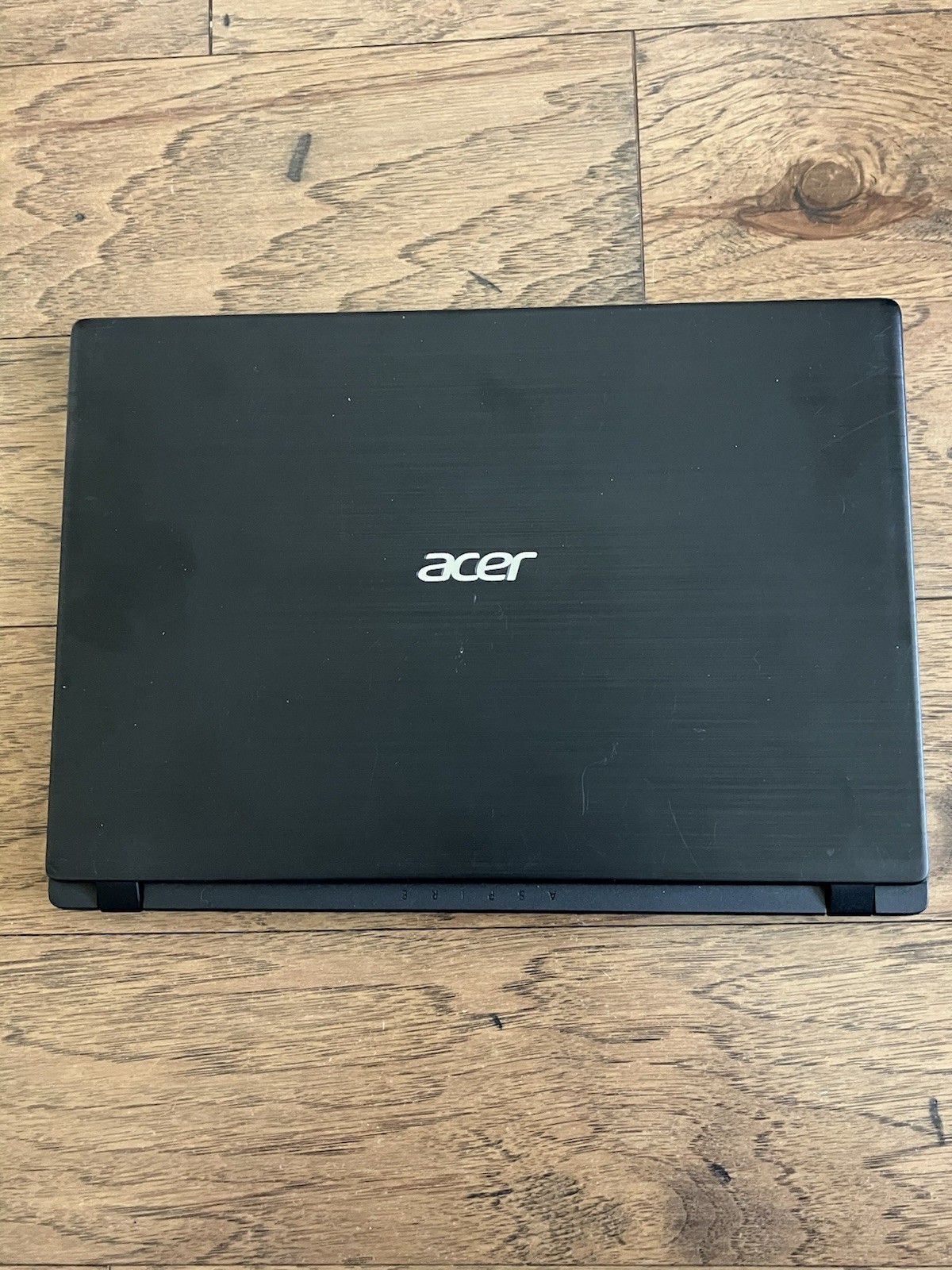 Acer Aspire 1 – 14″ / 64 GB /Celeron N4020 / 4 GB DDR4 Memory/ Black w/charger
