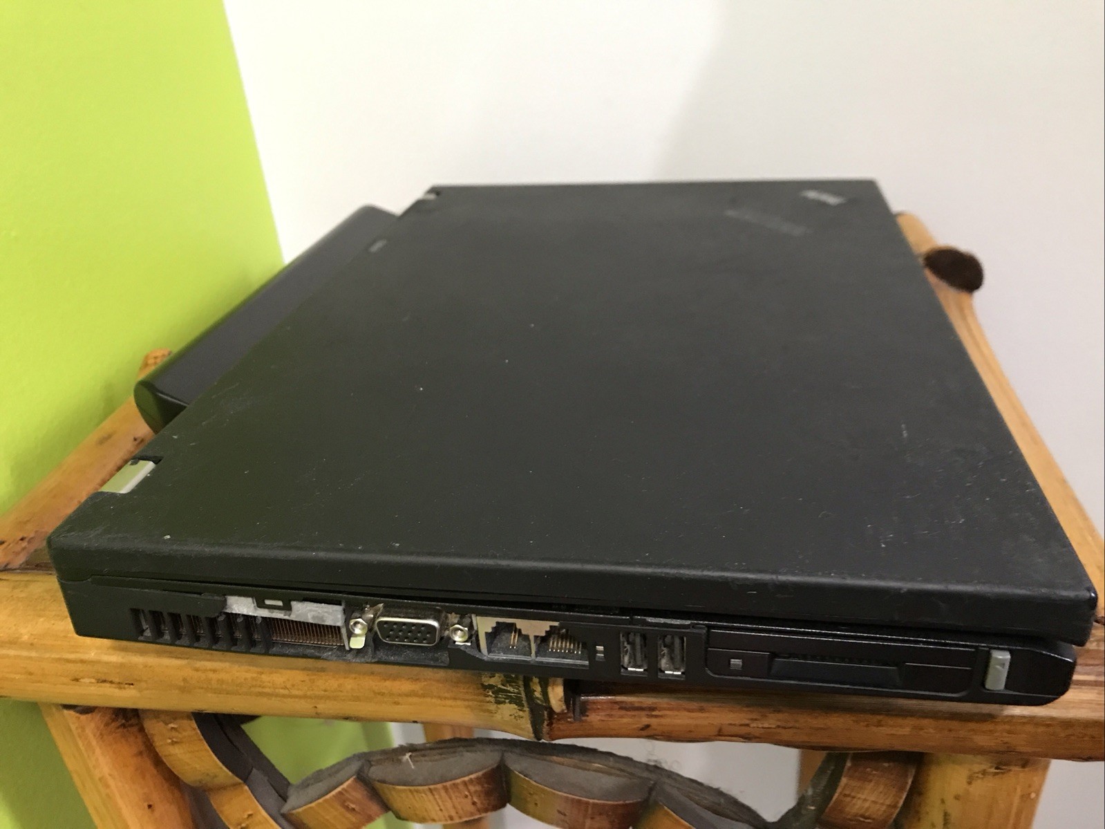 IBM Lenovo ThinkPad T61 14″ LCD T7300 2.00GHz 2GB RAM 112GB HDD Windows 10 PRO