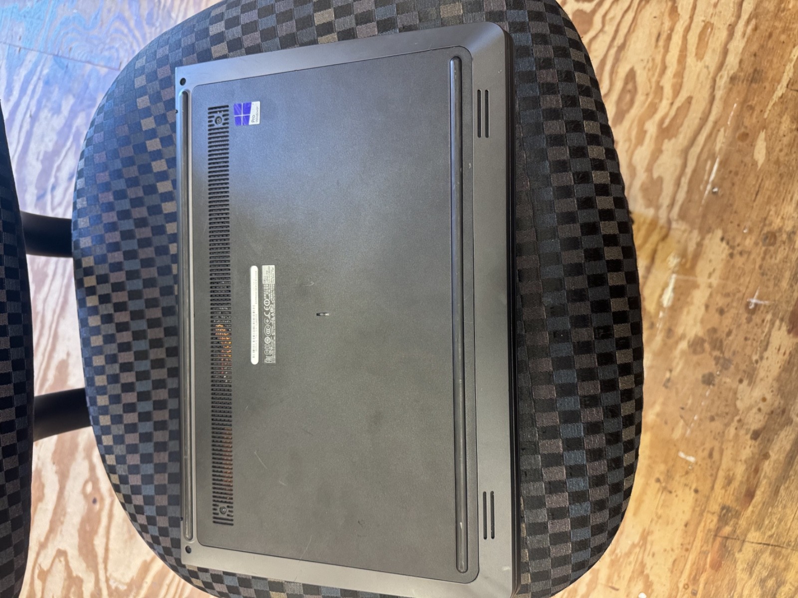Dell Latitude 3550, i7, 500gb HHD, 8gb Ram, Win 10 Pro, 5th gen
