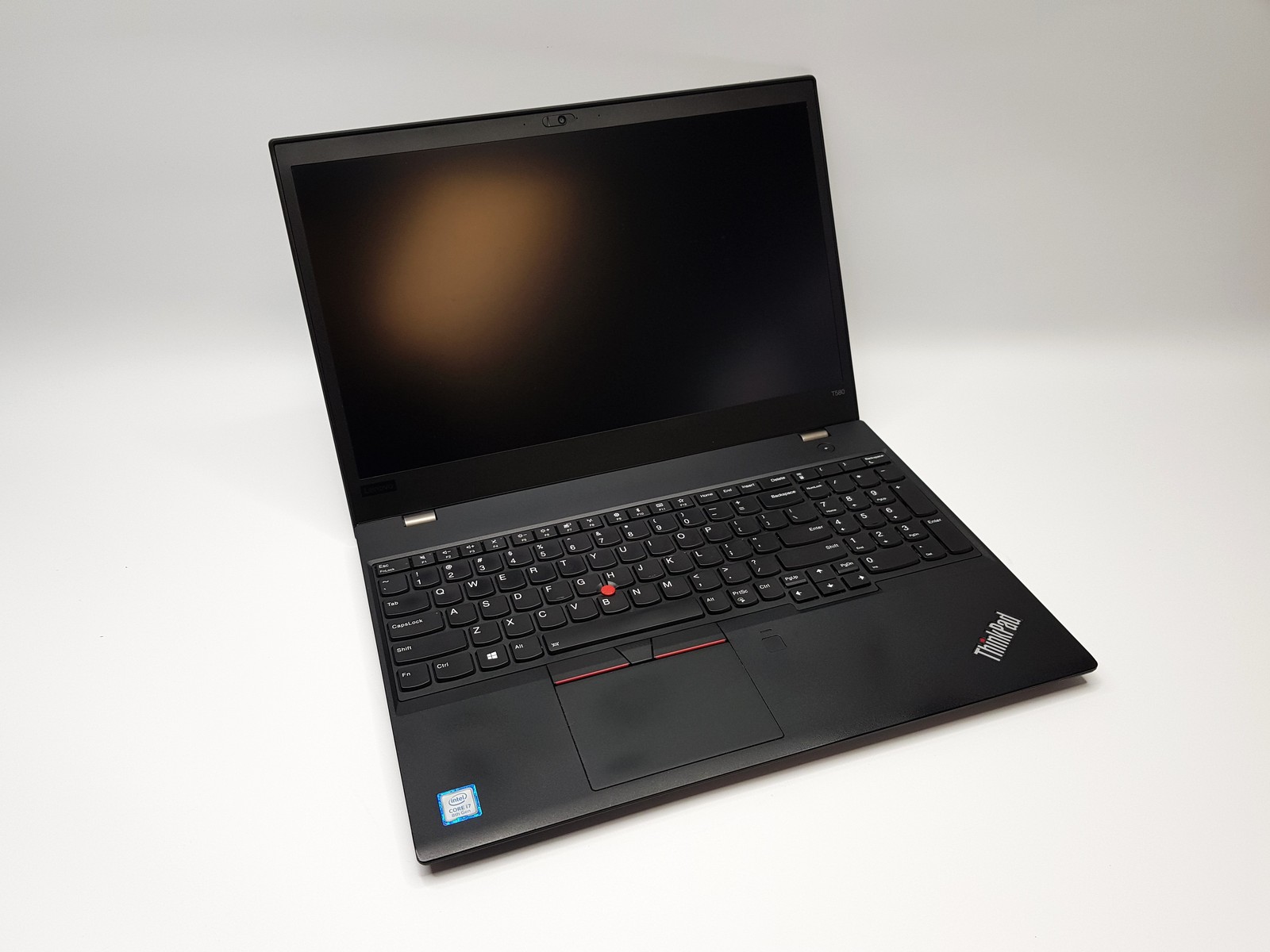 Lenovo ThinkPad T580 15.6″ FHD i7-8550U 8GB RAM 256GB SSD Windows 11 Pro Laptop