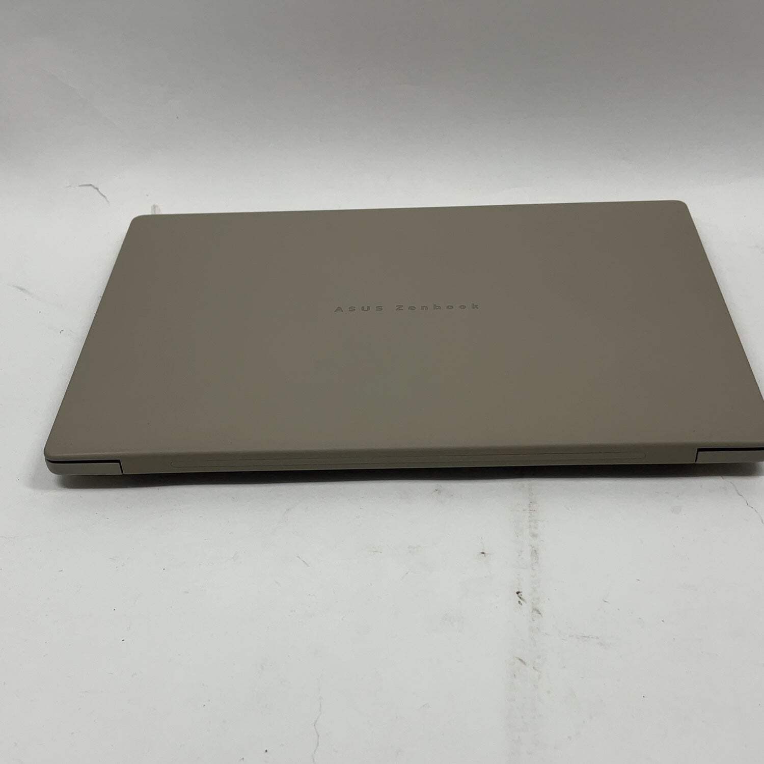 Asus Zenbook A 14 UX3407Q 14″ Snapdragon X Plus 3.2GHz 16GB RAM 512GB SSD