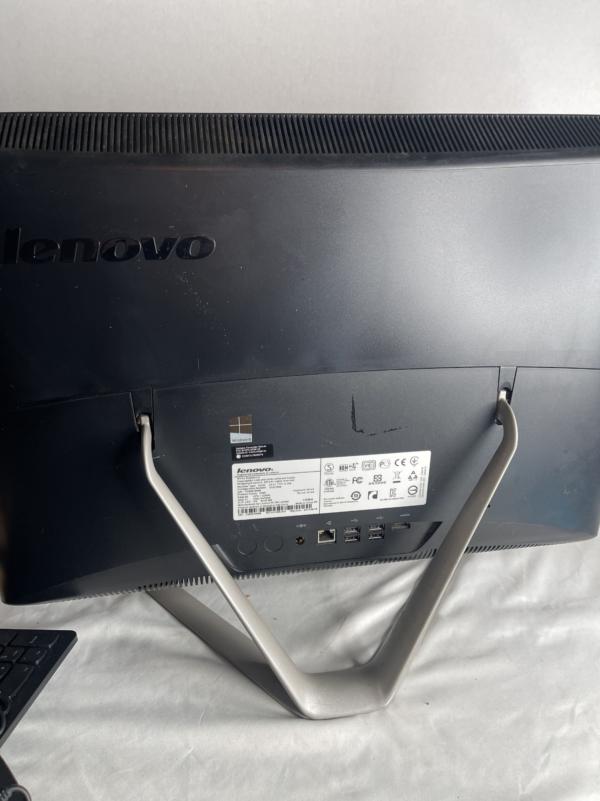 *Needs Reset* Lenovo C440 57315616 Multi-Touch 21.5″ – PC, Keyboard, Mouse an