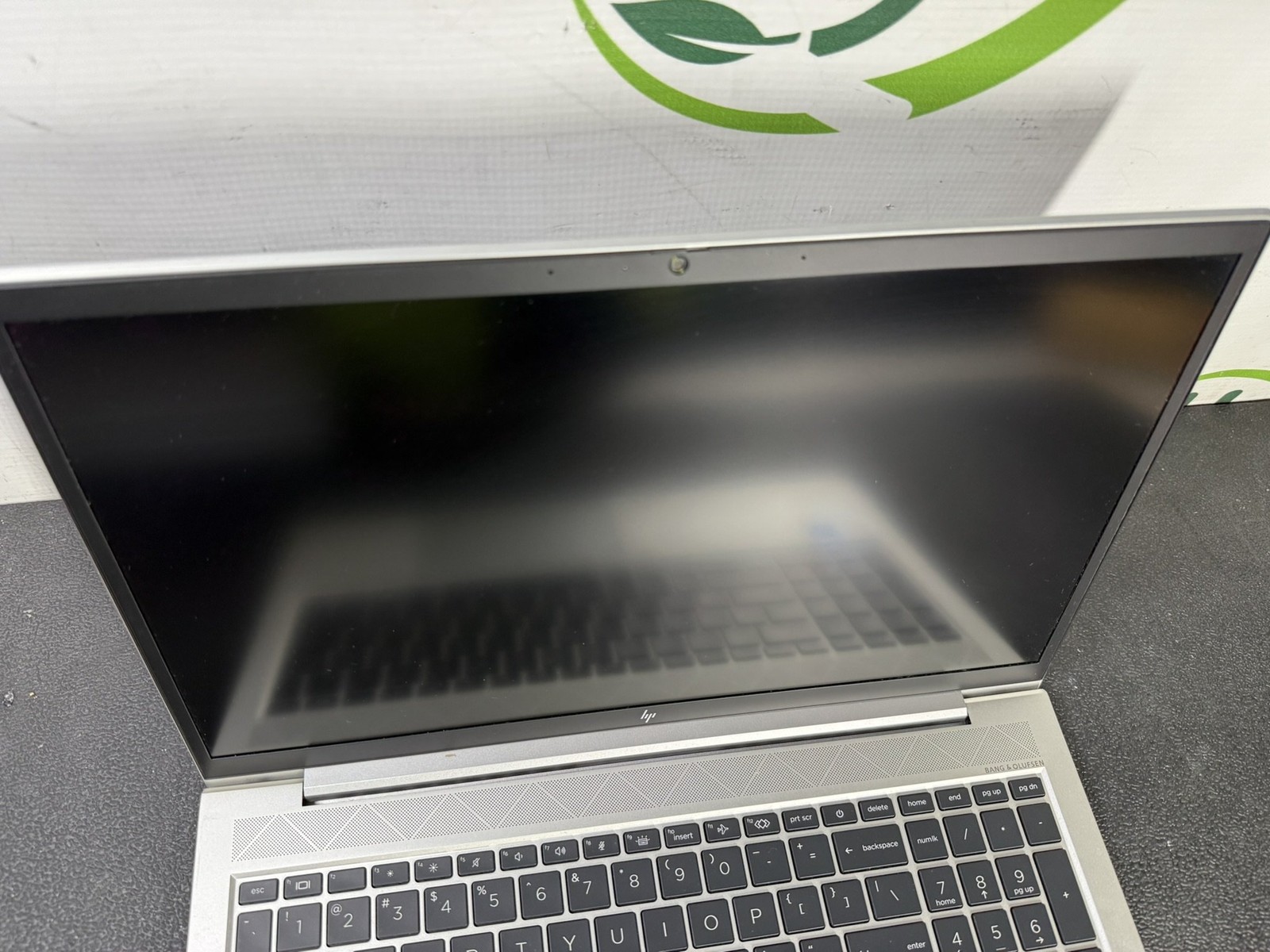 HP EliteBook 850 G8 15.6″ Core i5-1135G7 2.4GHz 16GB DDR4 256GB SSD Win 11 Pro