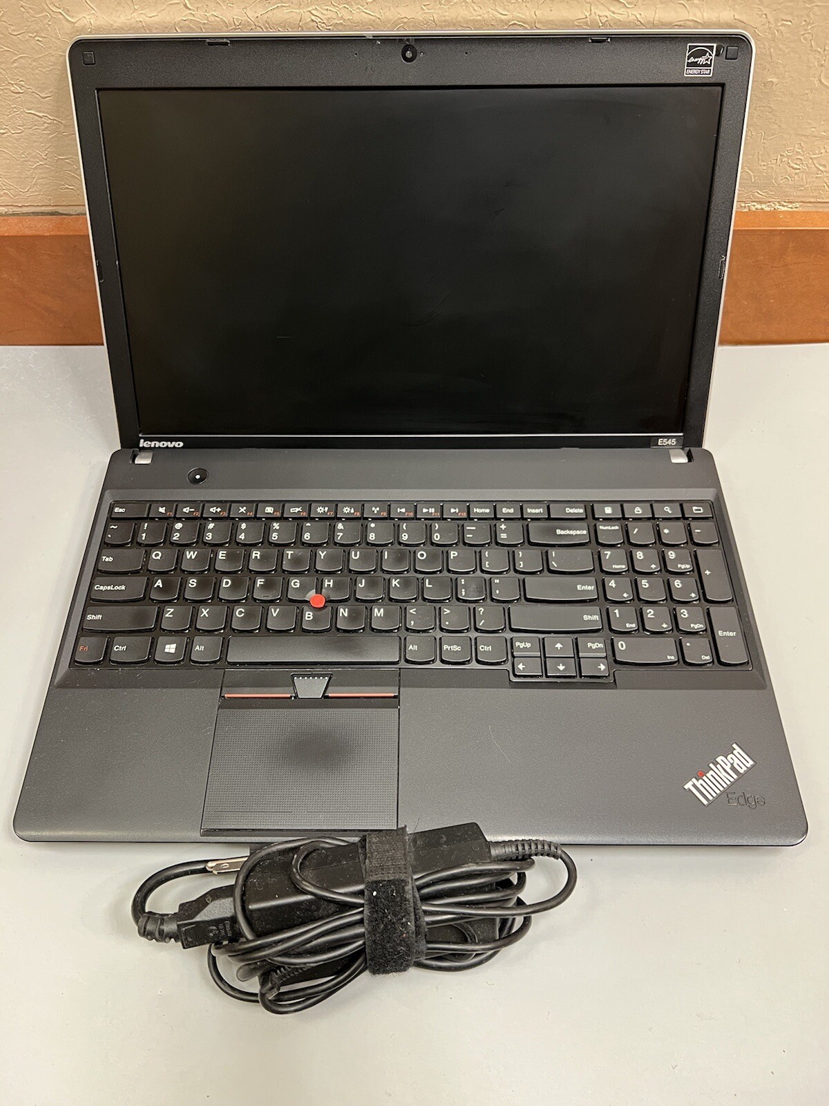 Lenovo thinkpad E545 AMD A6-5350M Radeon HD 2.90GHz 4GB RAM 320GB HDD WEBCAM