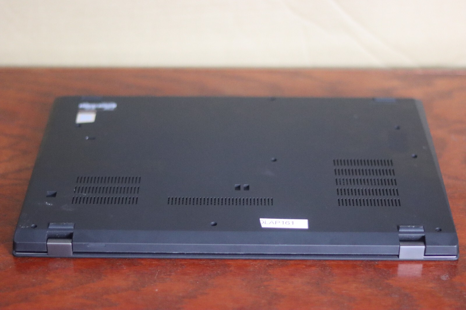 Lenovo ThinkPad T15 Gen 1 1.6 GHz i5-10210U 16GB Ram 256GB SSD – Very Good