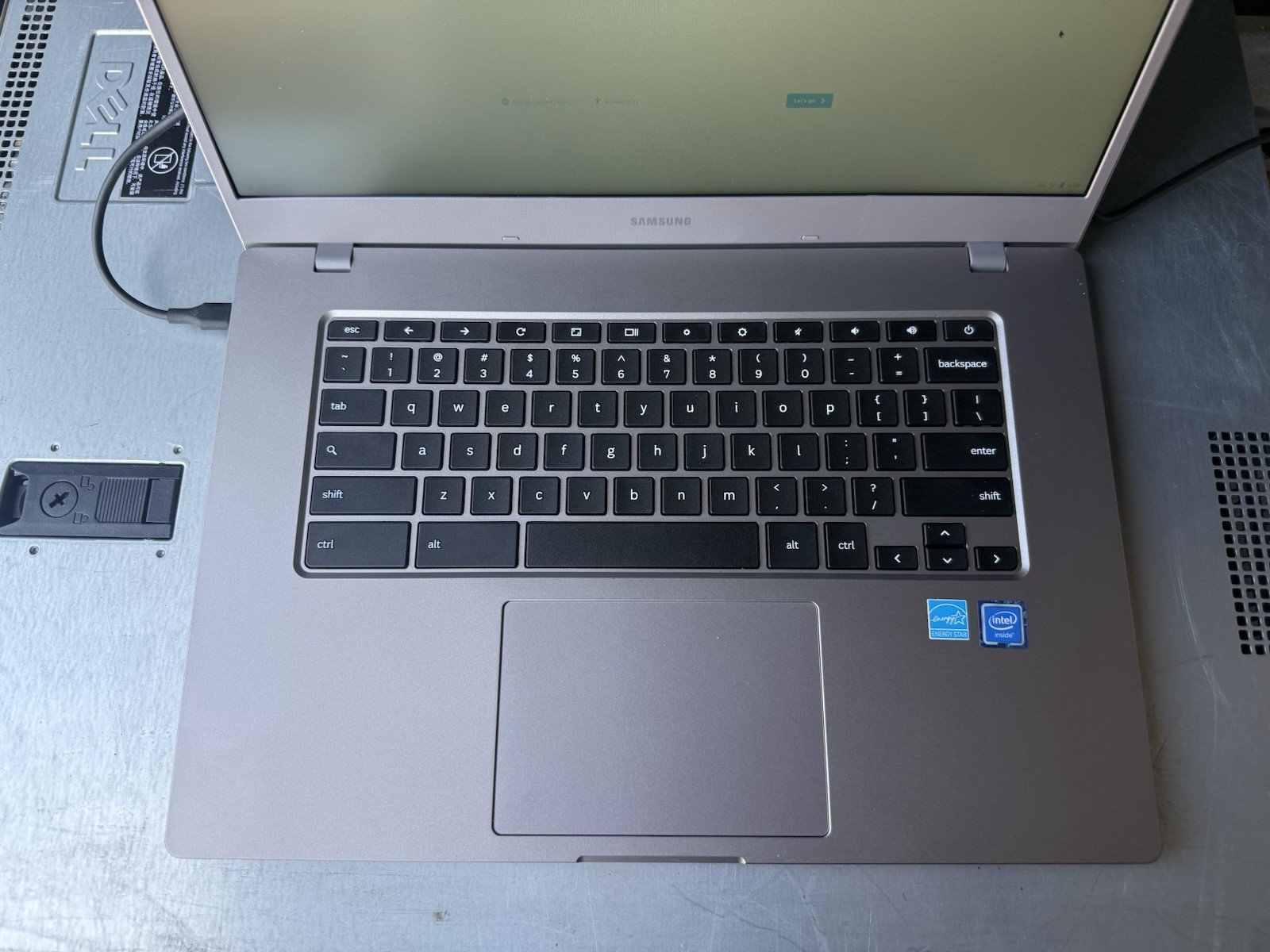 Samsung Galaxy Chromebook 4 XE350XBA 15.6″ Celeron N4020 1.1GHz 4GB RAM 64GB SSD