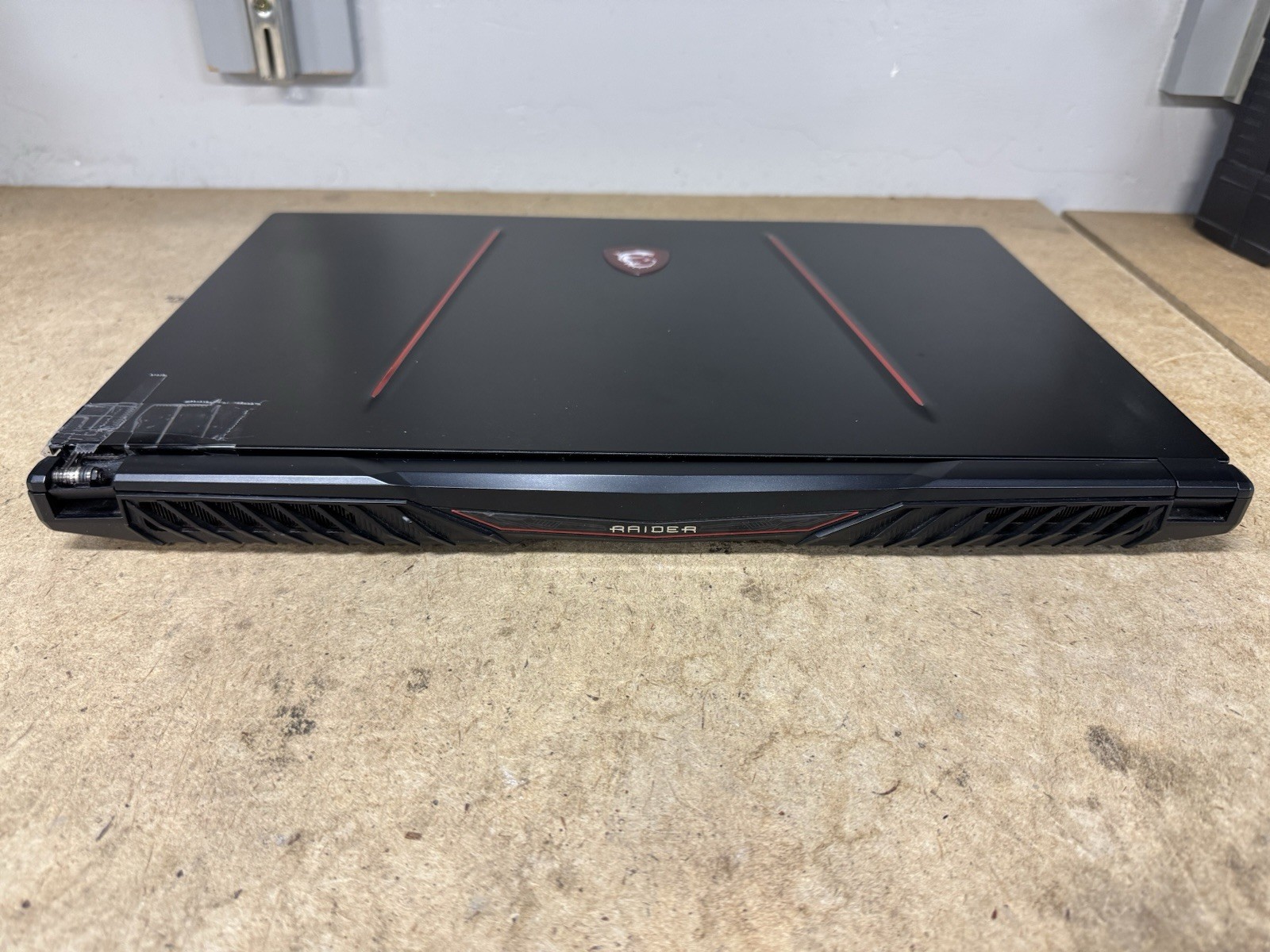 MSI GE75 Raider 10SE 17.3″ Gaming Laptop i7-10750H RTX 2060 BAD FOR PARTS REPAIR