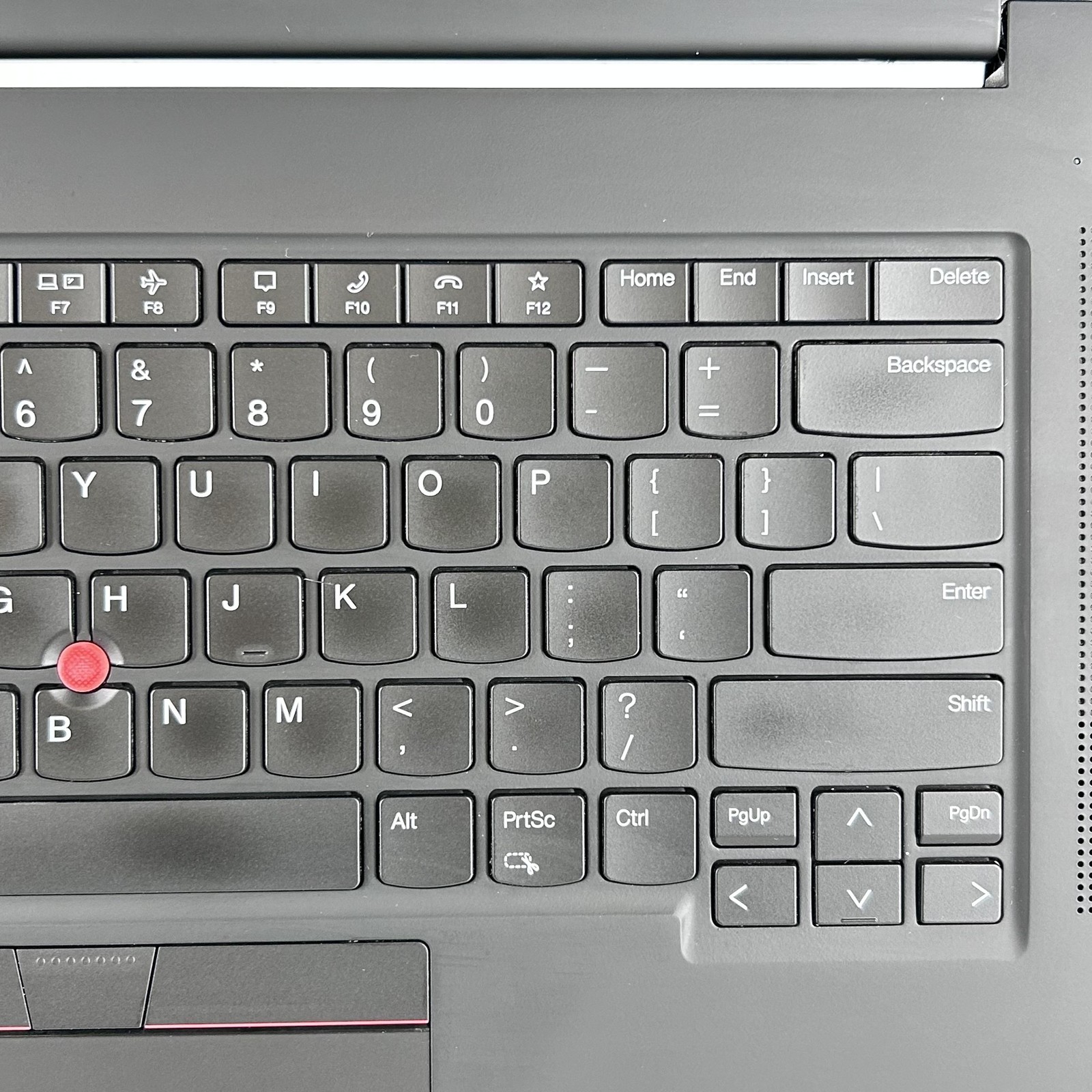 Lenovo ThinkPad P1 Gen 5 16 QHD+ 165Hz 2.3GHz i7-12700H 16GB 512GB SSD RTX A2000