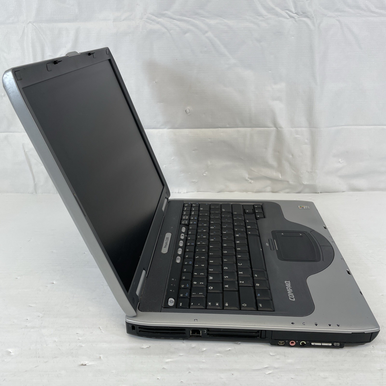 Vintage HP Compaq Presario 2100 AMD Athlon 1.795GHz 512MB RAM 60GB HDD WinXP