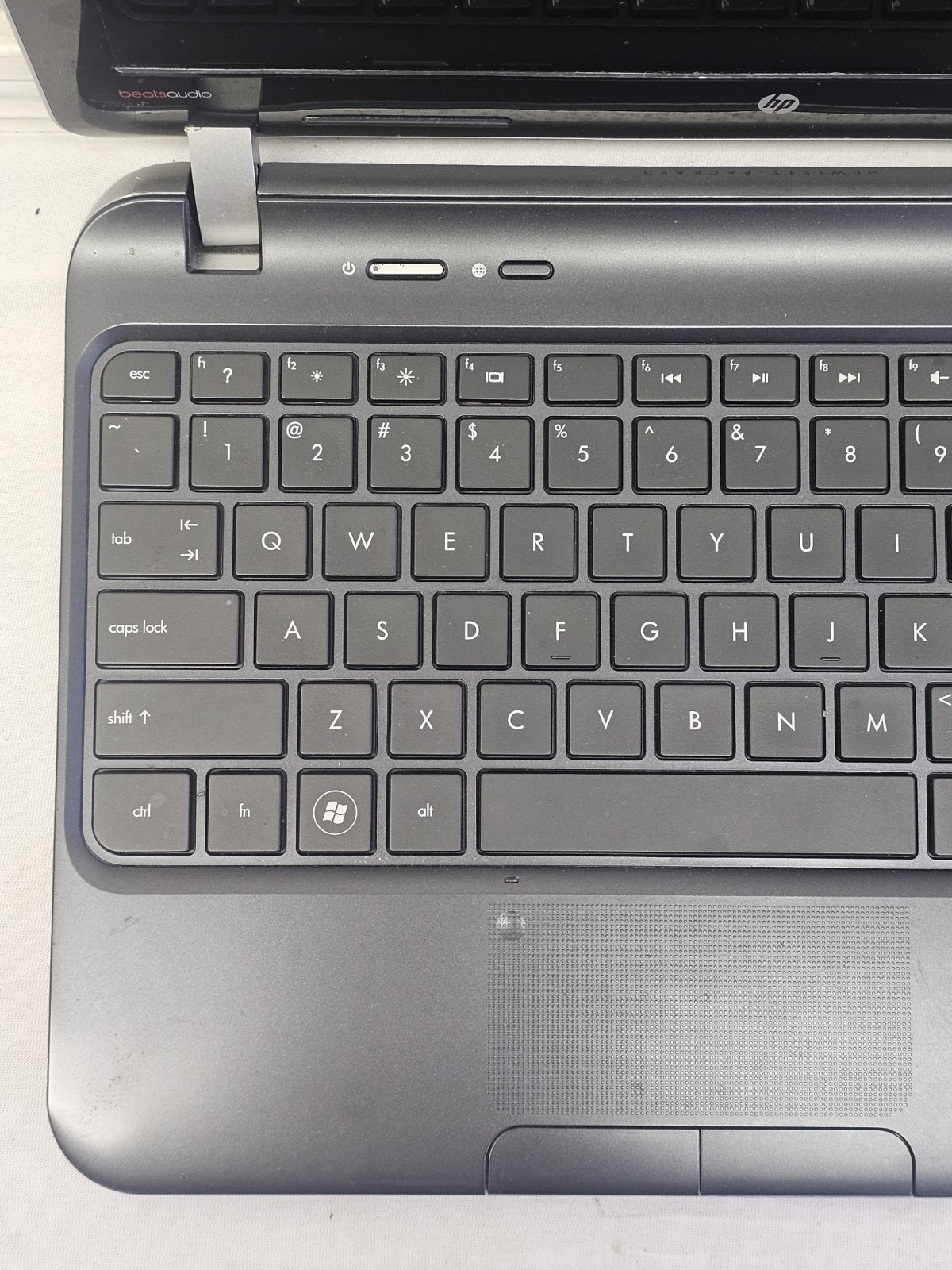 HP 3115m Laptop – AMD E-300 – 4GB RAM – WON’T STAY POWERED ON – Parts Read Desc.
