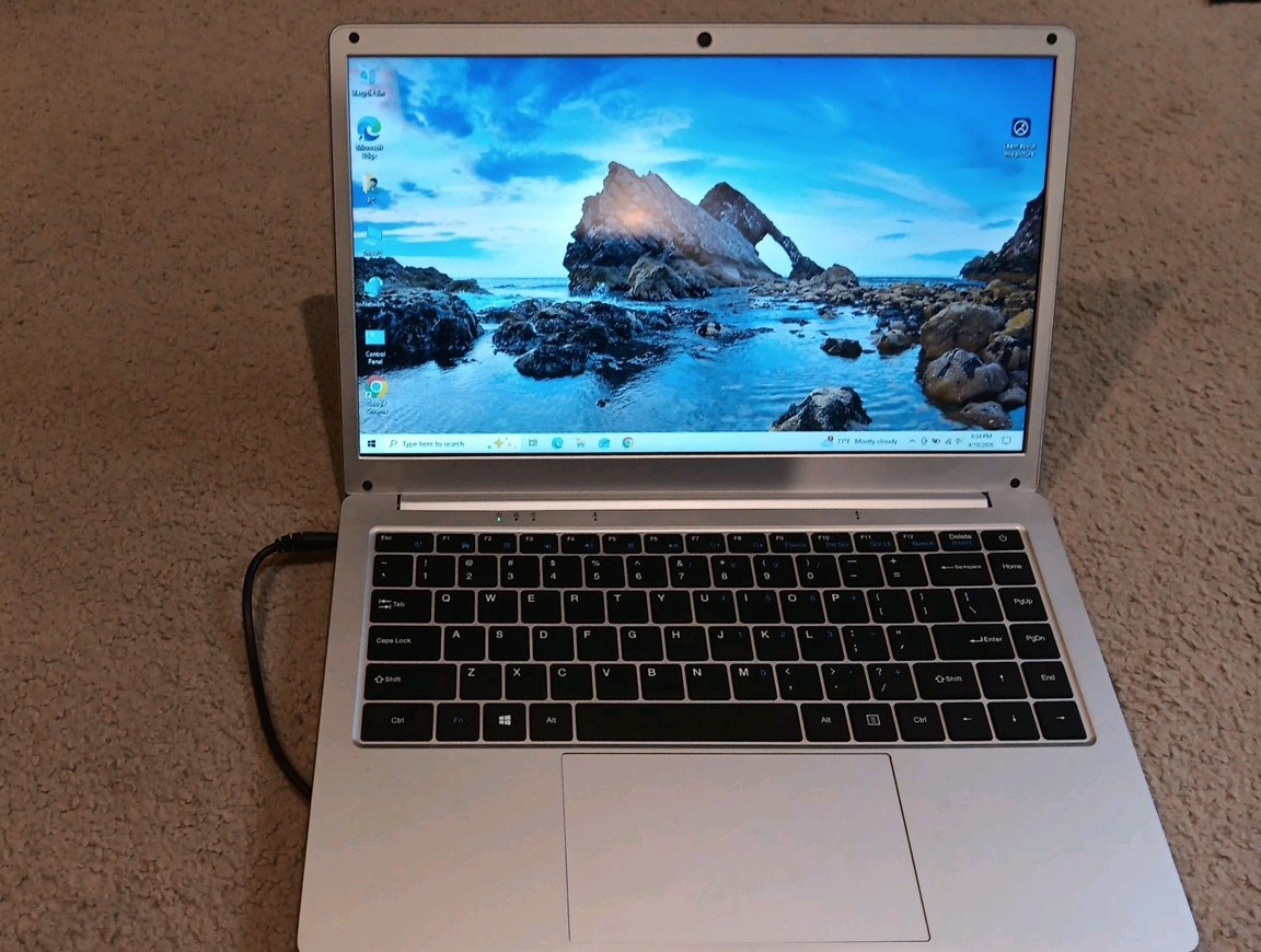 2025 Intel Atom Core i5 Chipset 14 inch Laptop 64gb SSD, 4gb RAM,win 10, Gray