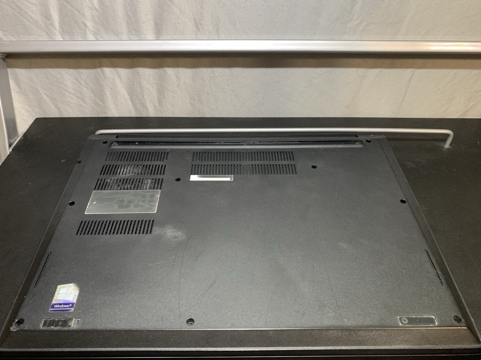 Lenovo ThinkPad E495 Ryzen 5 3500U 16GB 256GB SSD Win11 14in Vega 8 iGPU