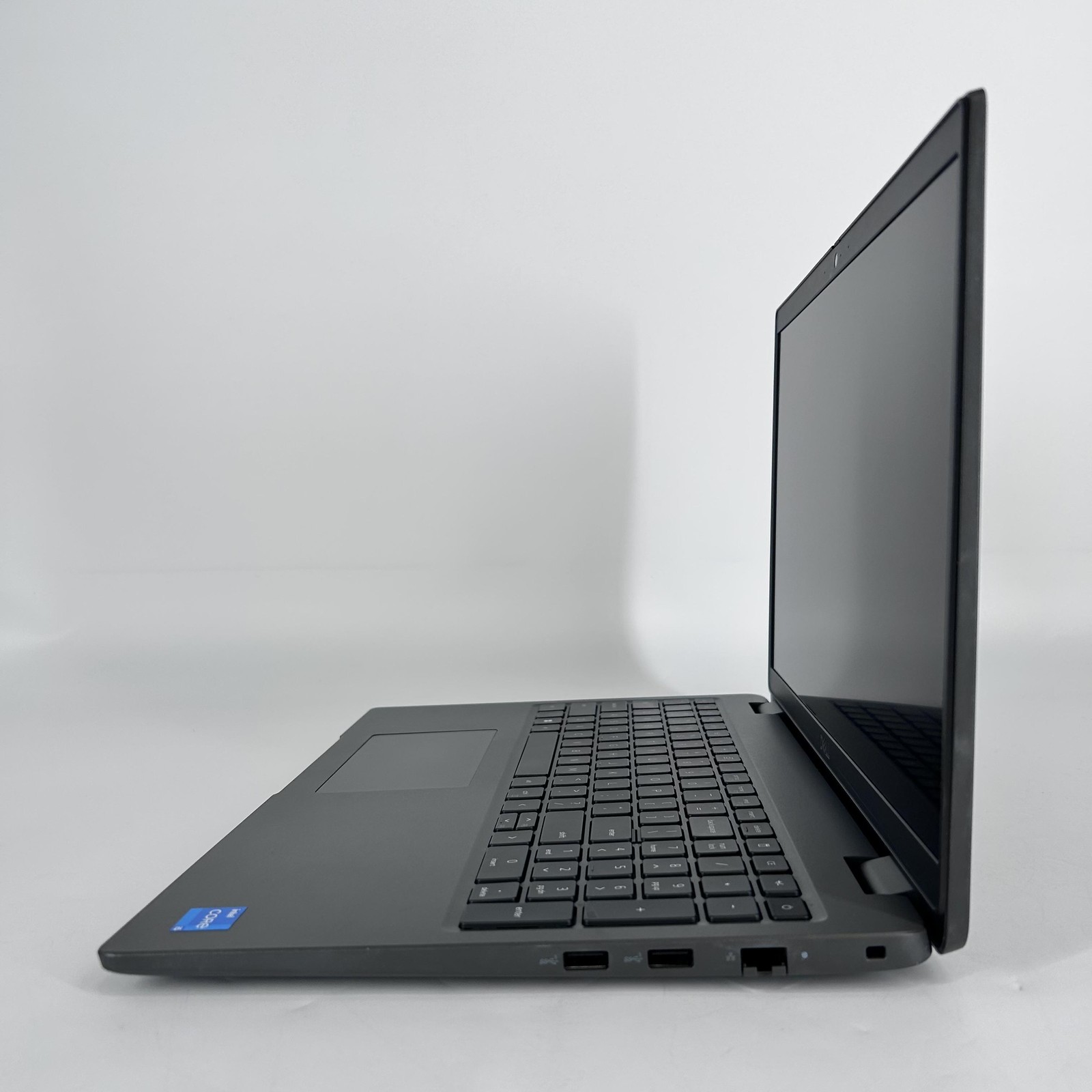 Dell Latitude 3540 15.6 Gray FHD 1.3 GHz i5-1335U 16GB RAM 256GB SSD Good