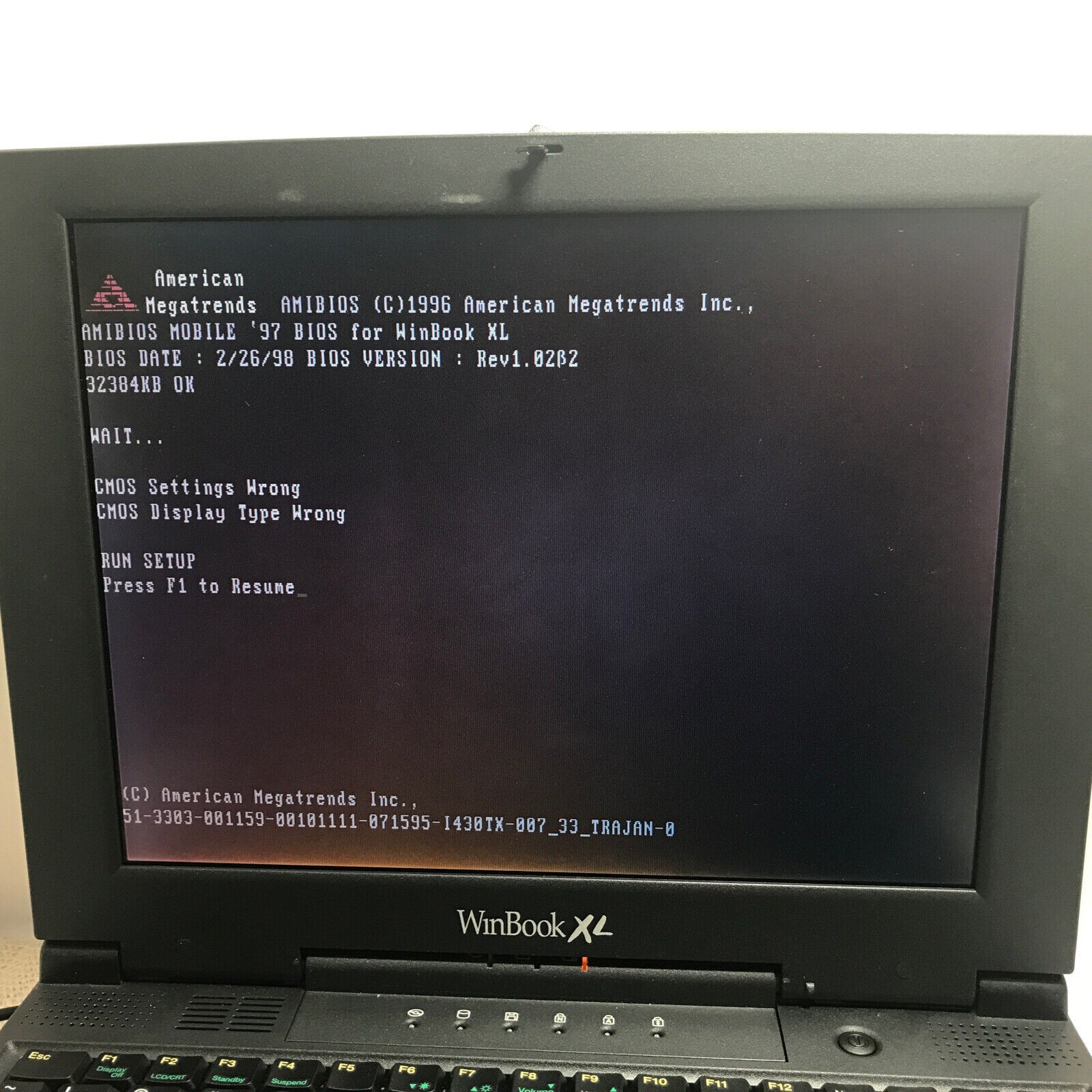 WinBook XL AMD-K6 233MHz MMX 32MB RAM 2.1GB HDD Windows Choice Grade A+ Vintage!