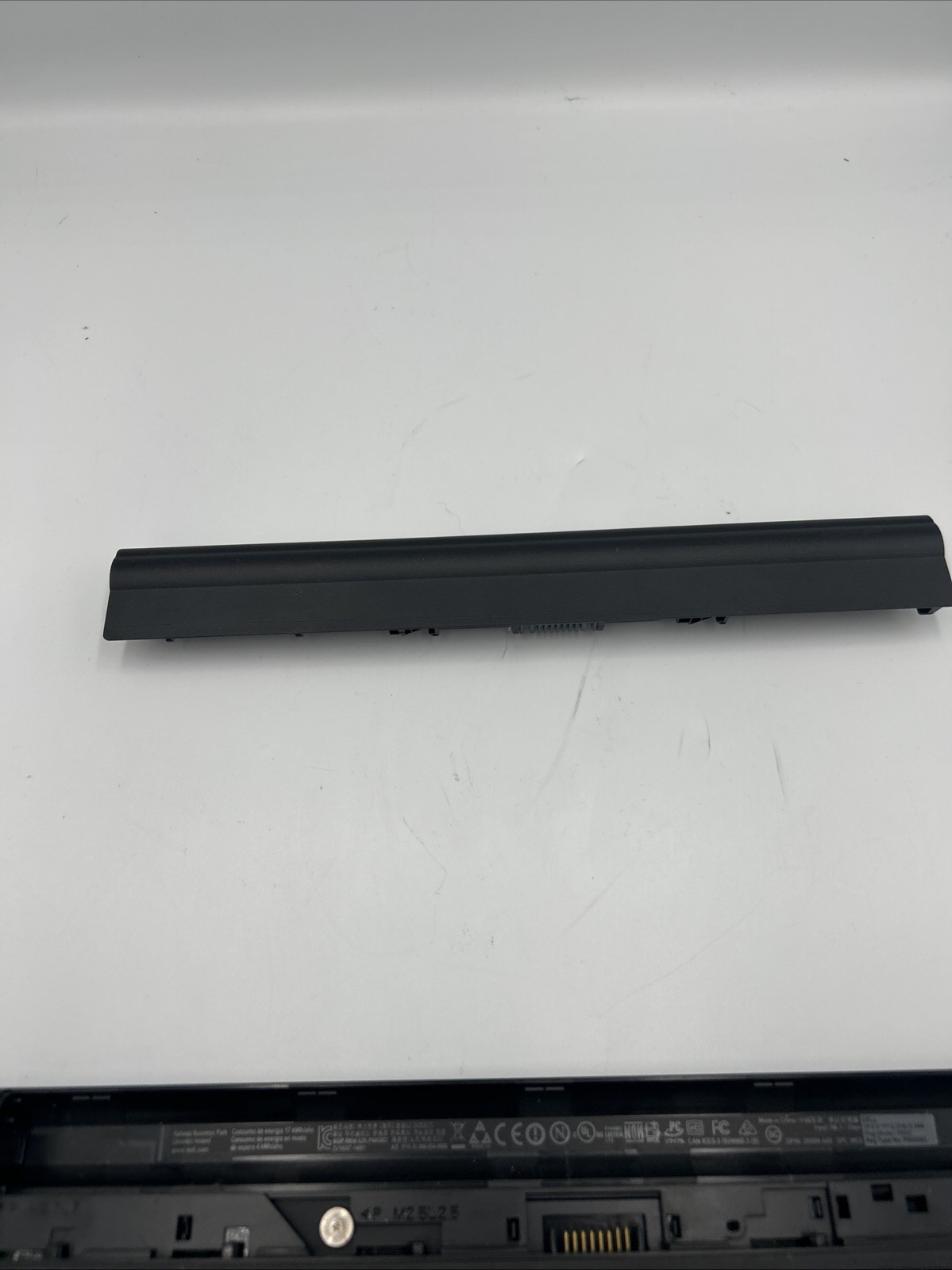Dell Inspiron 14 Laptop Parts Bad Motherboard No HDD/SSD 14″ screen