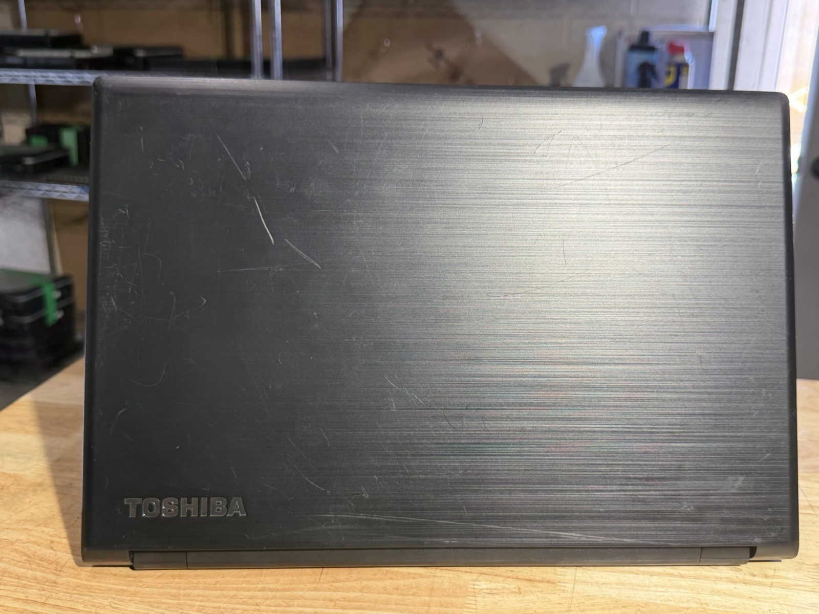 Toshiba Tecra C50-E i5-8250U 16GB RAM 240GB SSD Ubuntu 24.04 Laptop DVD-RW