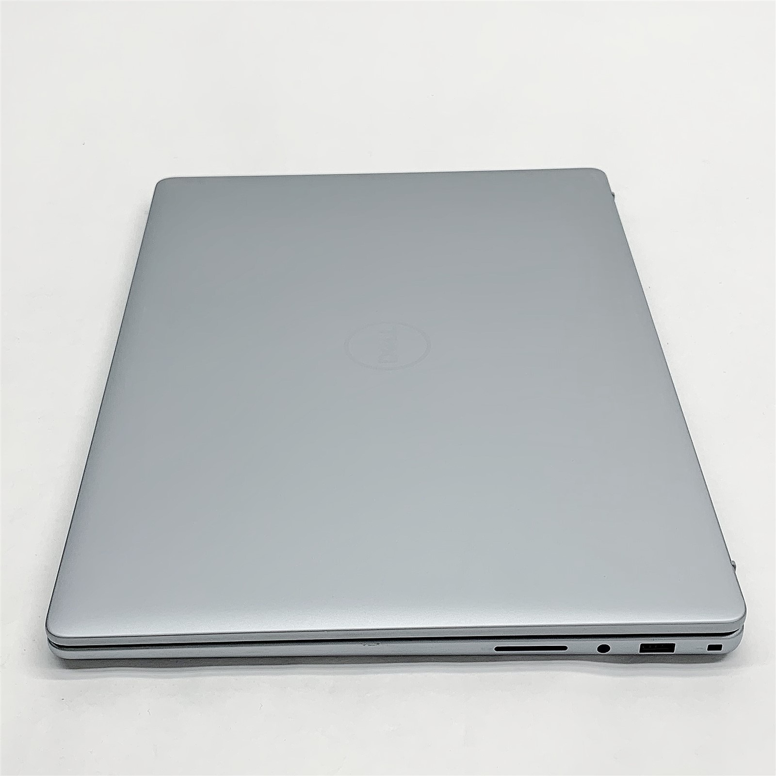 Dell Inspiron 5640 Laptop i7 150U 1.80GHZ 16″ FHD+ 16GB RAM 1TB NVMe Windows 11