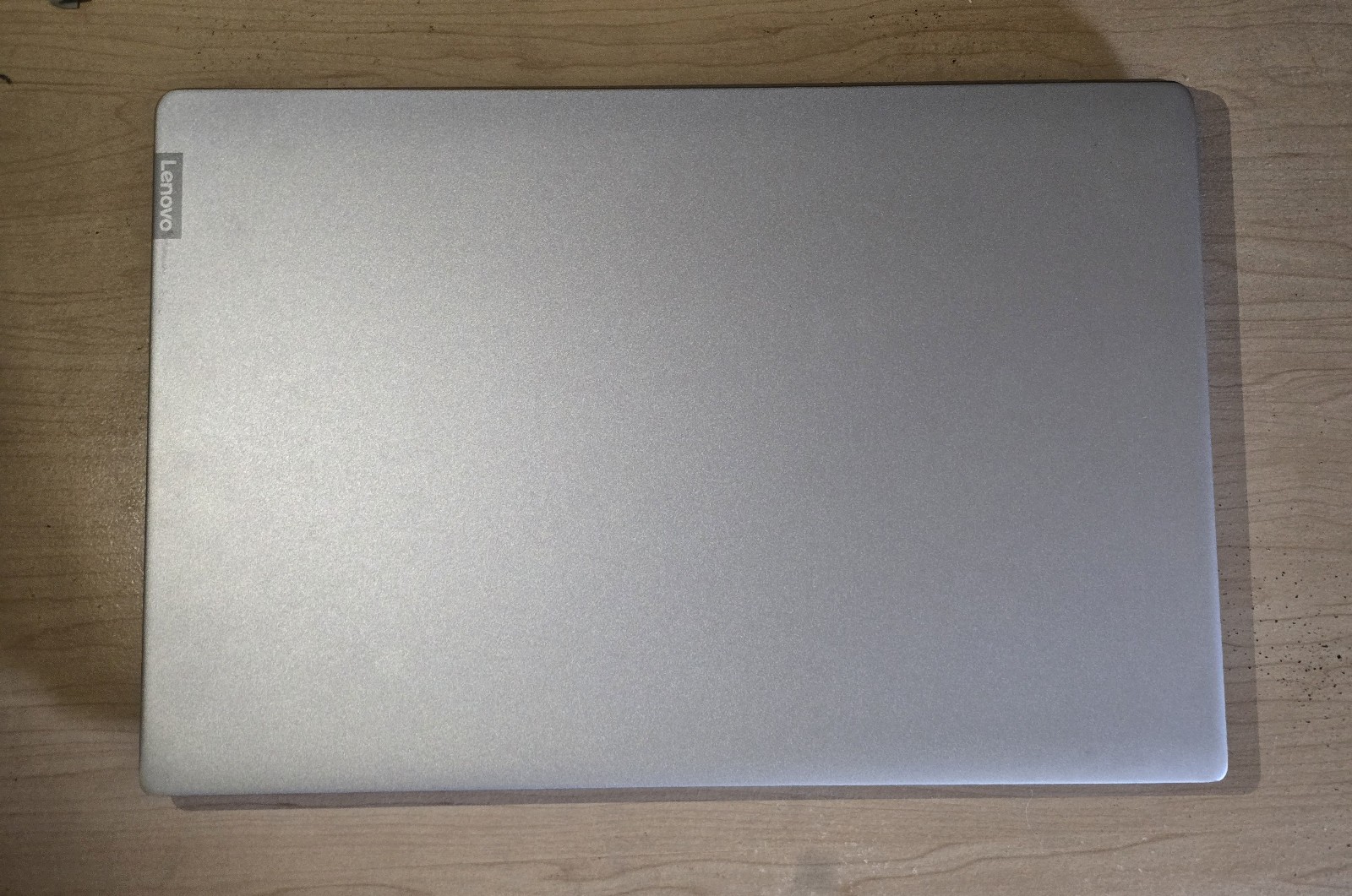 Lenovo Ideapad 15.6″ AMD Ryzen 5 2500U 12GB RAM 500GB SSD **Bad keyboard**