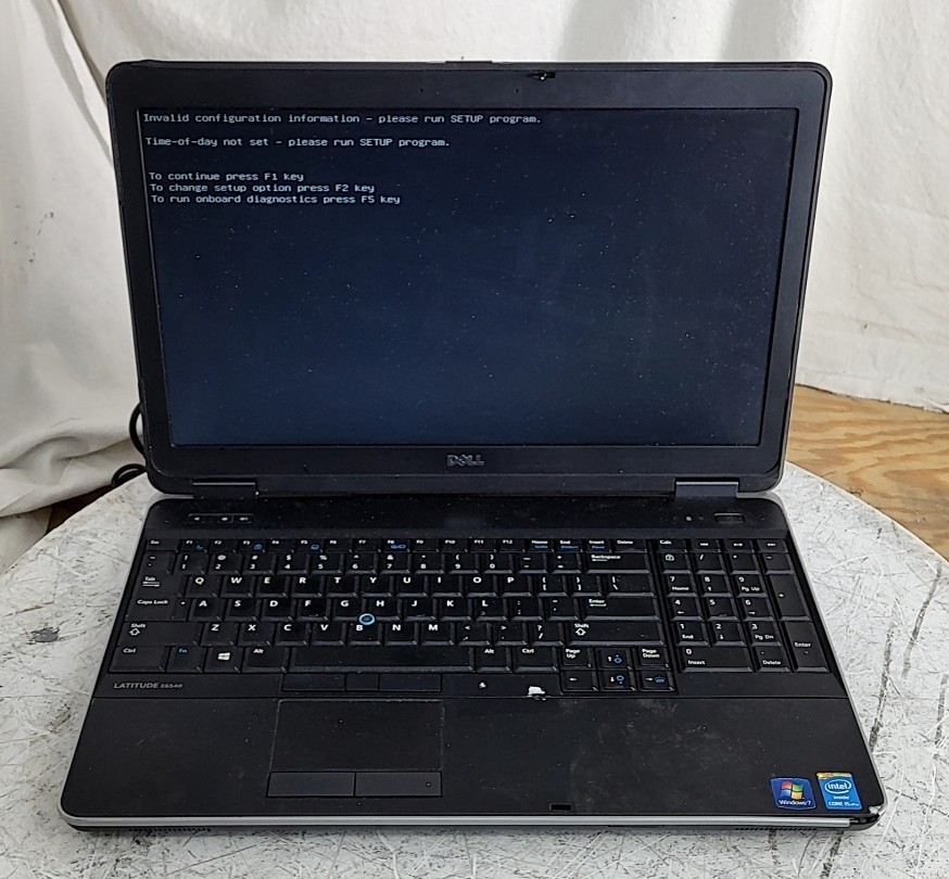 DELL LATITUDE E6540 Laptop Core I5-4300M 4GB SEE NOTES